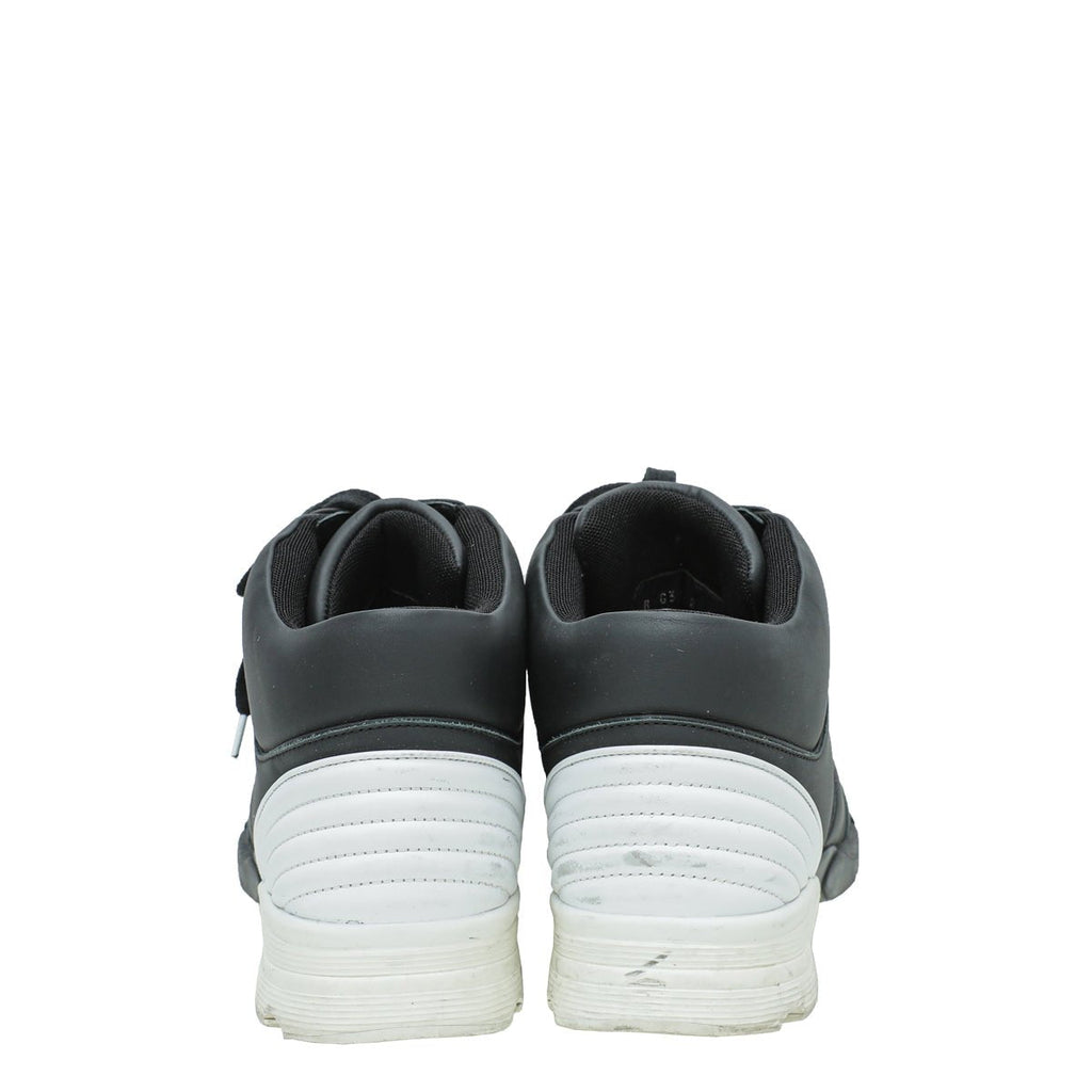 Chanel Bicolor CC Sneaker 44