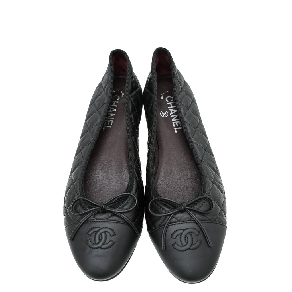 Chanel Black Cap toe Quilted Ballerina Flats 39.5