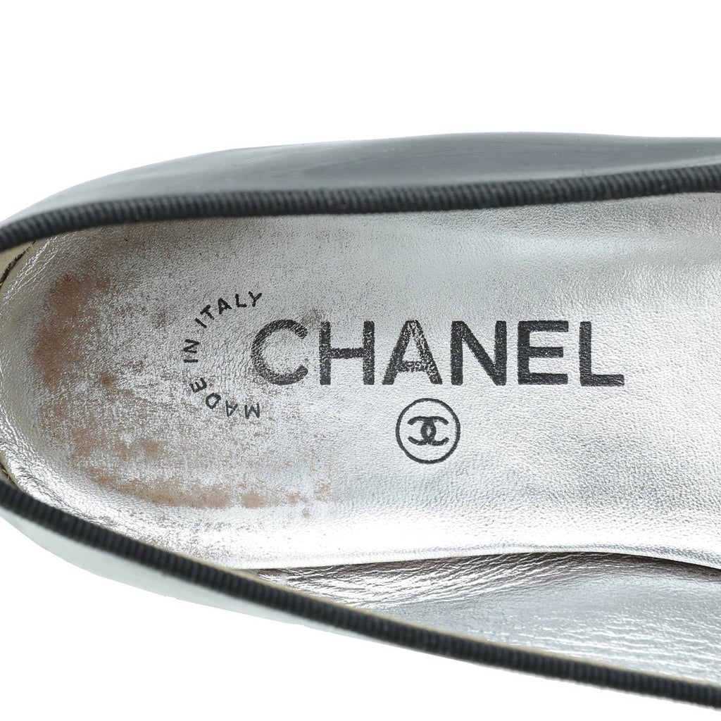 Chanel Black CC Cap Toe Ballerina Flats 40