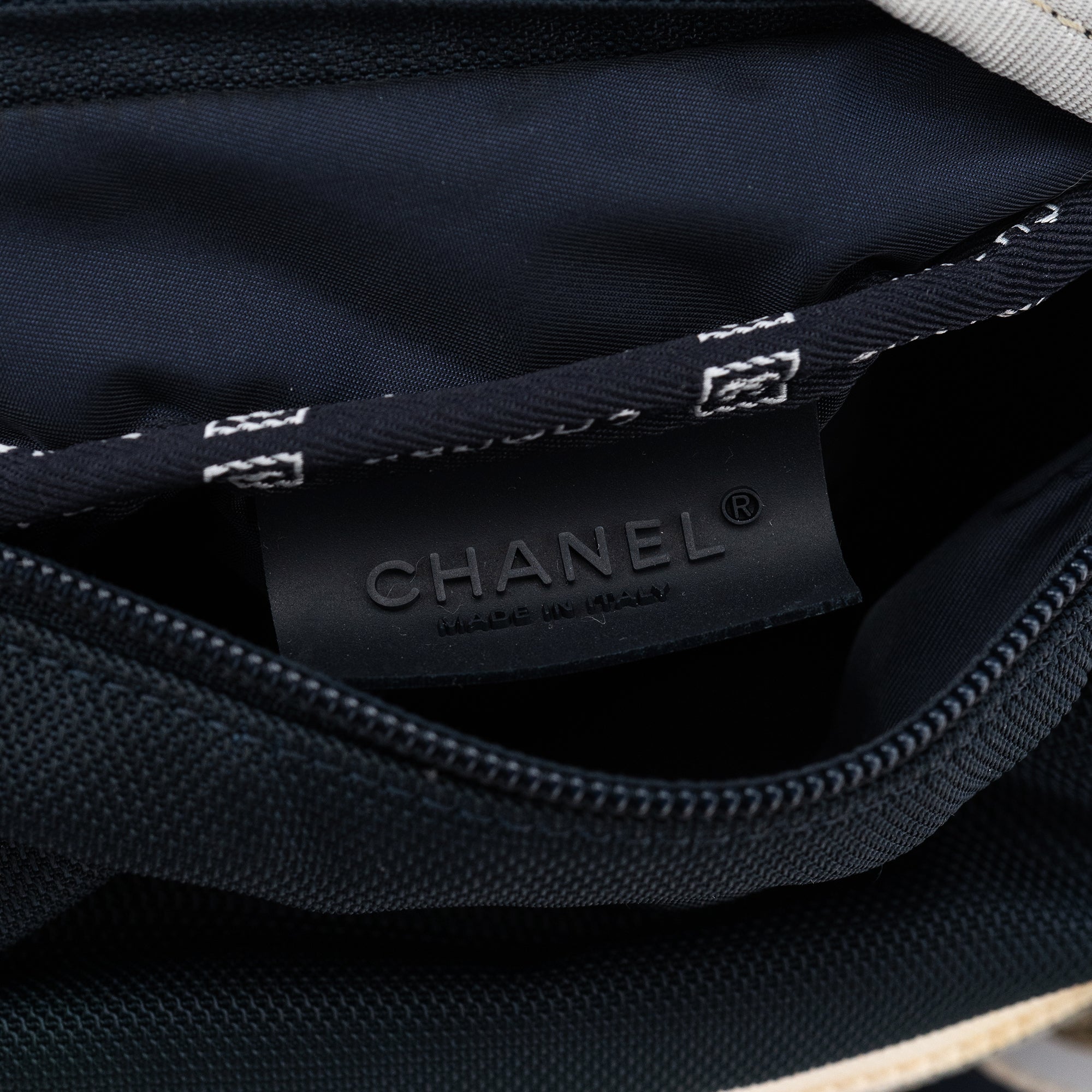 Spring 2001 Grey Nylon Sport Waist Bag