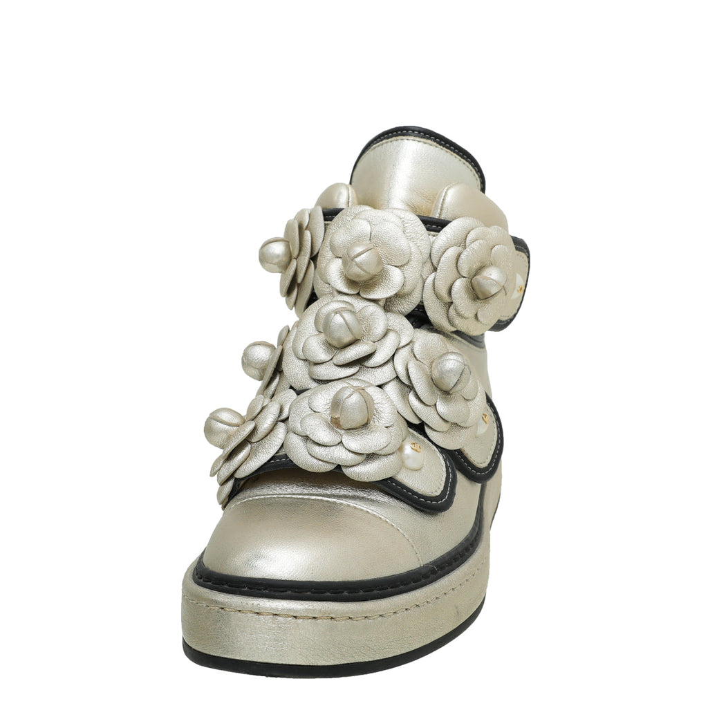 Chanel Champagne CC Camellia Flowers Metallic Pearl Sneaker 37