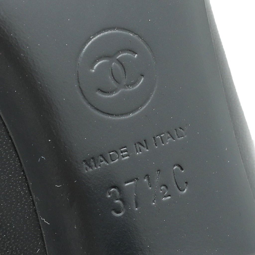 Chanel Black CC Cap Toe Pump 37.5