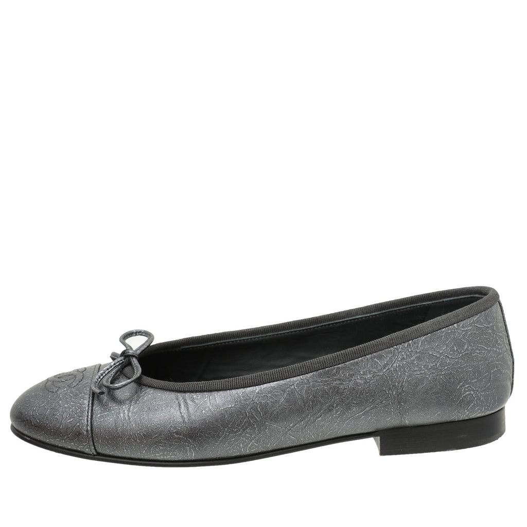 Chanel Metallic Grey Crackled Ballet Flats 37