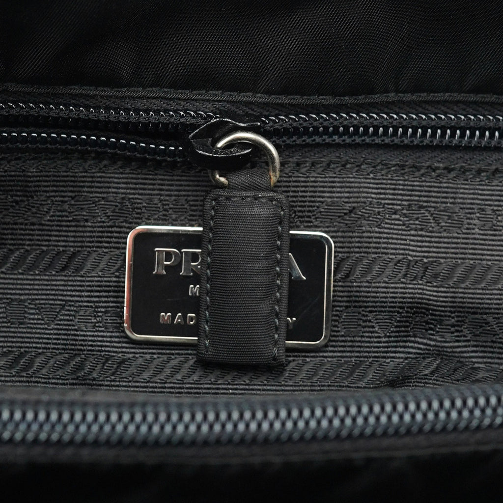 1998 Black Tessuto Plastic Tote Bag