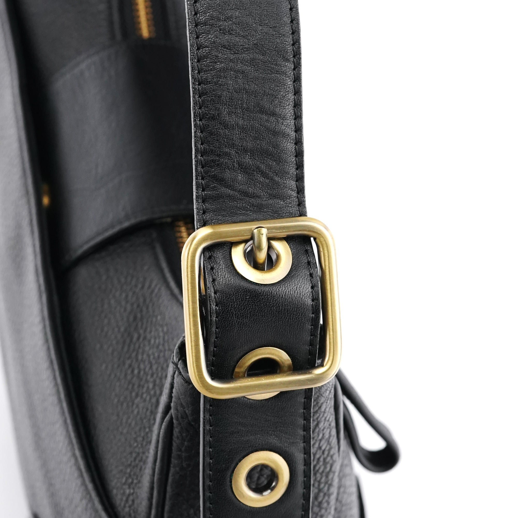 Black Leather C Logo Shoulder Bag