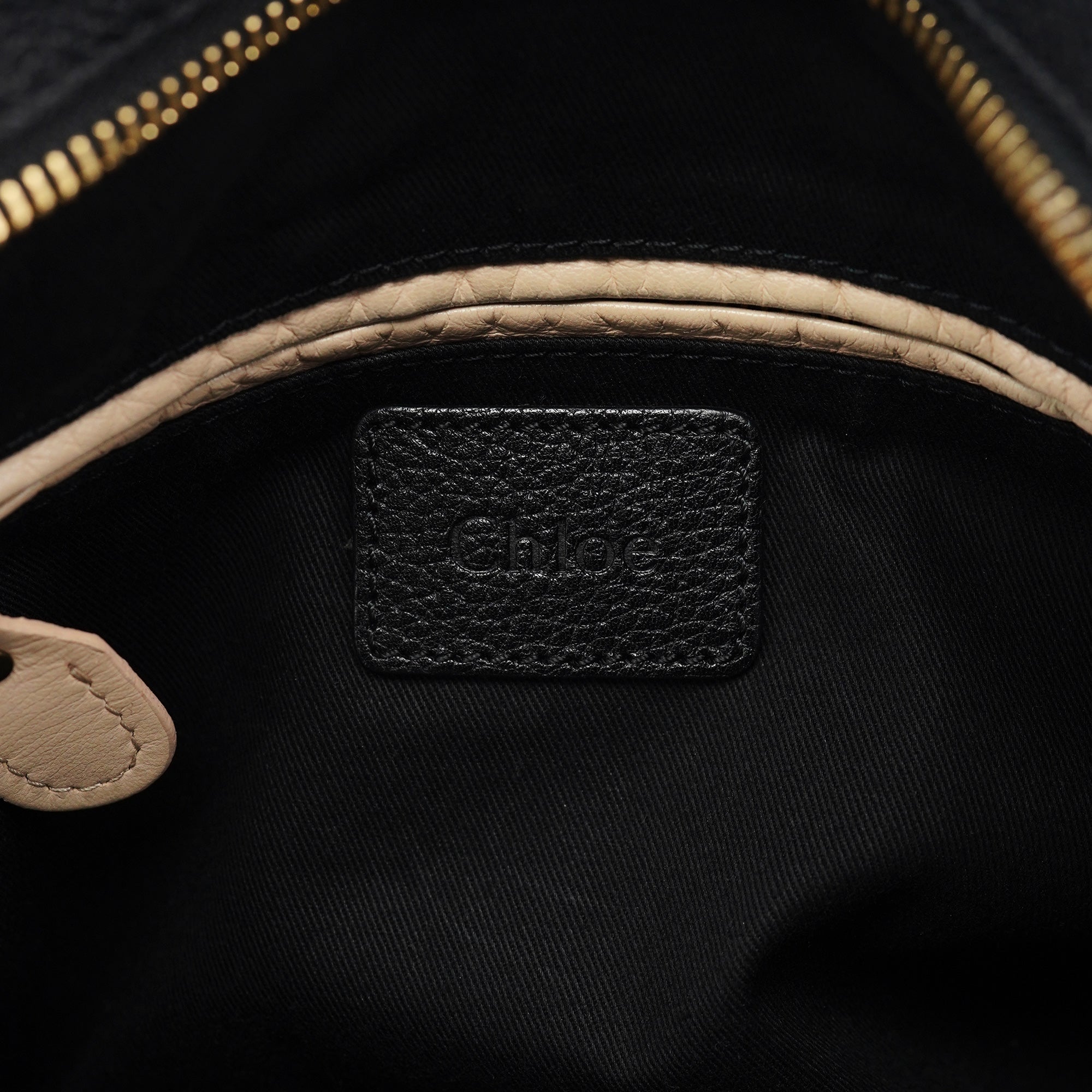 Black Leather Paraty 2-Way Bag