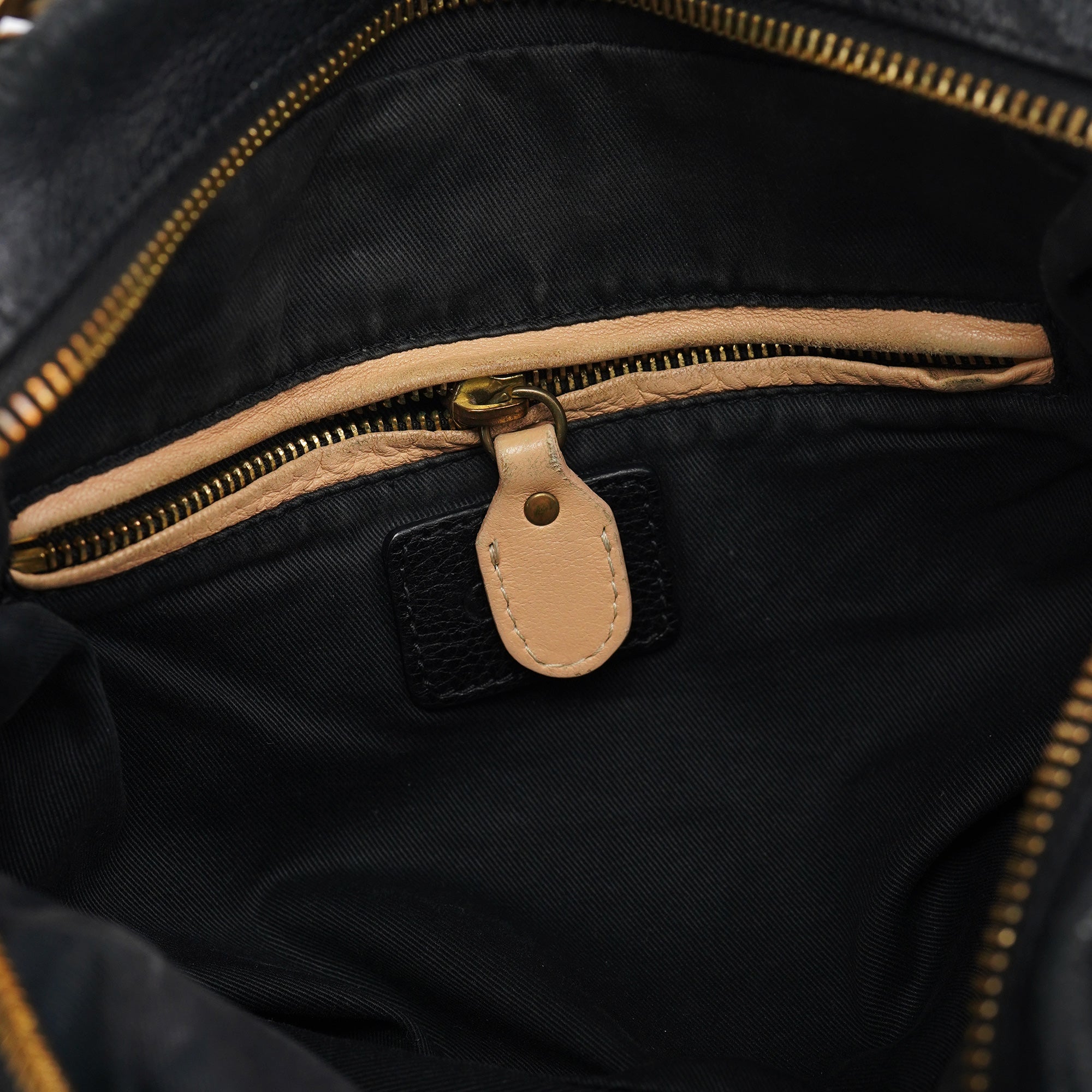 Black Leather Paraty 2-Way Bag