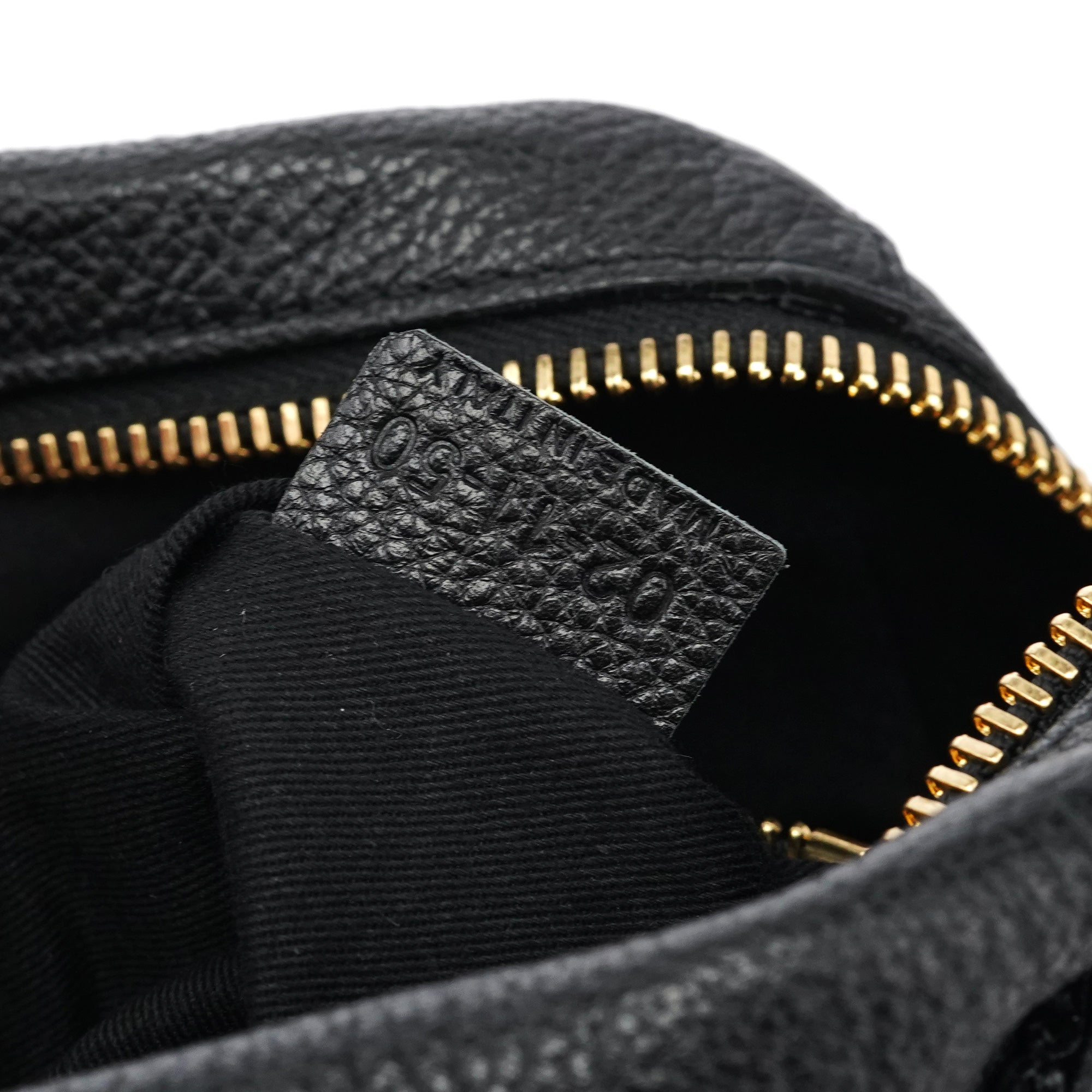Black Leather Paraty 2-Way Bag