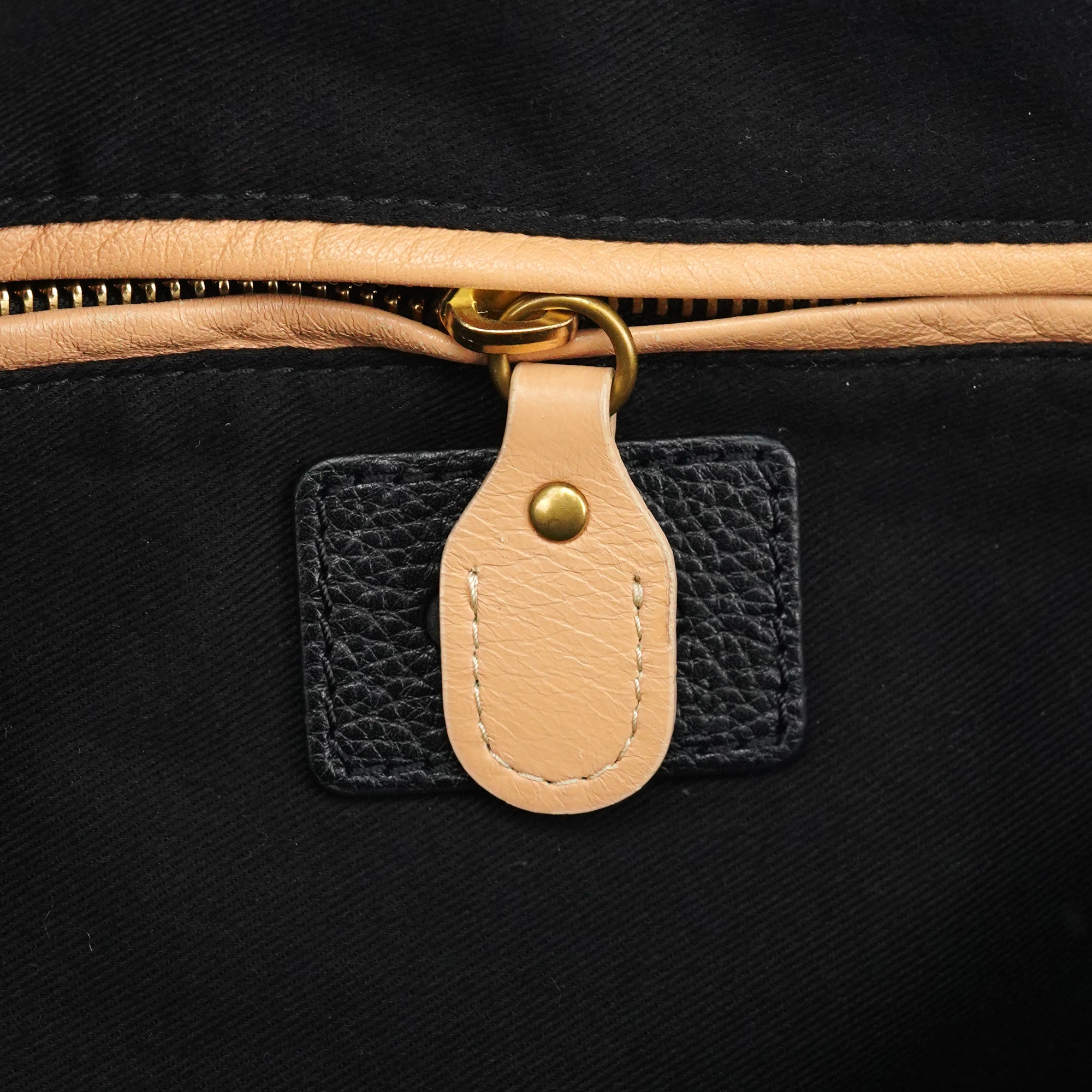 Black Leather Paraty 2-Way Bag