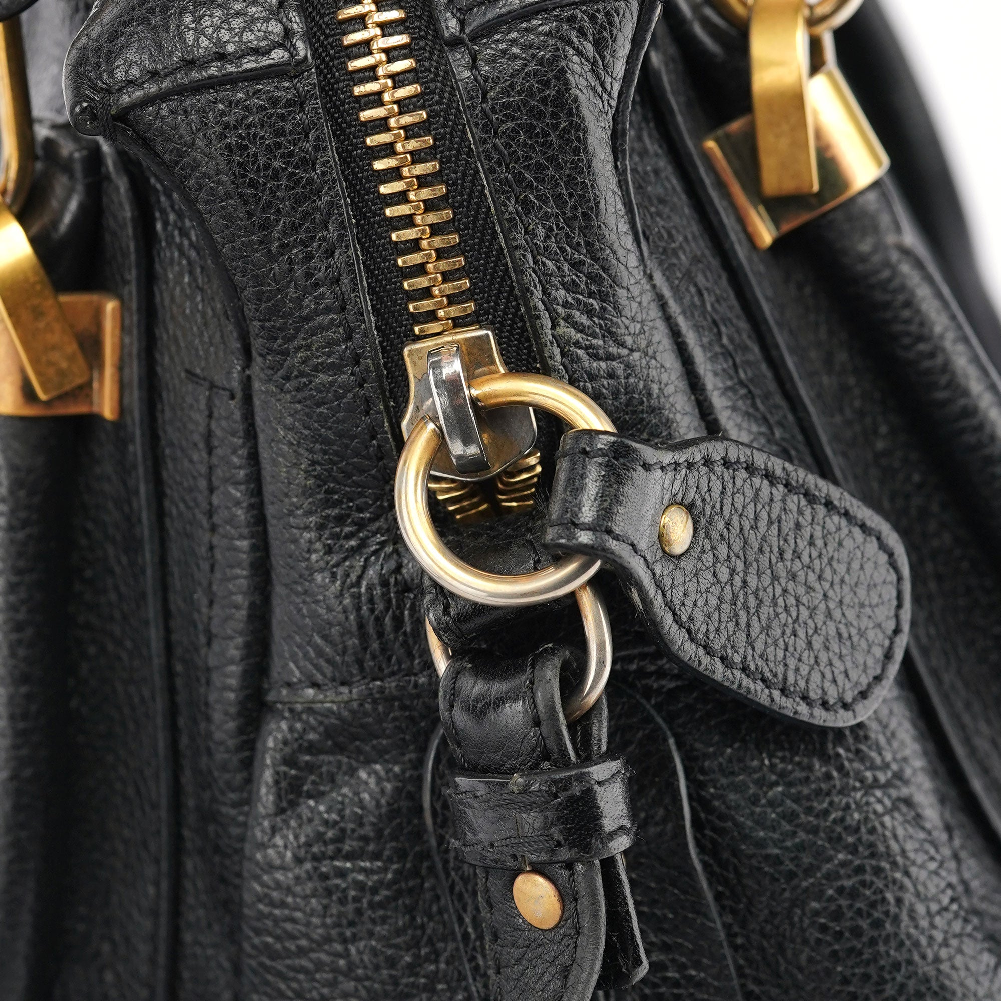 Black Leather Paraty 2-Way Shoulder Bag