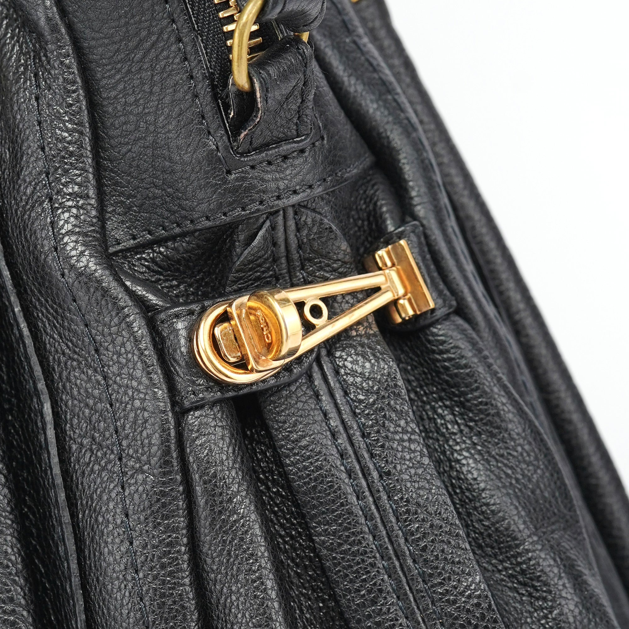 Black Leather Paraty 2-Way Shoulder Bag