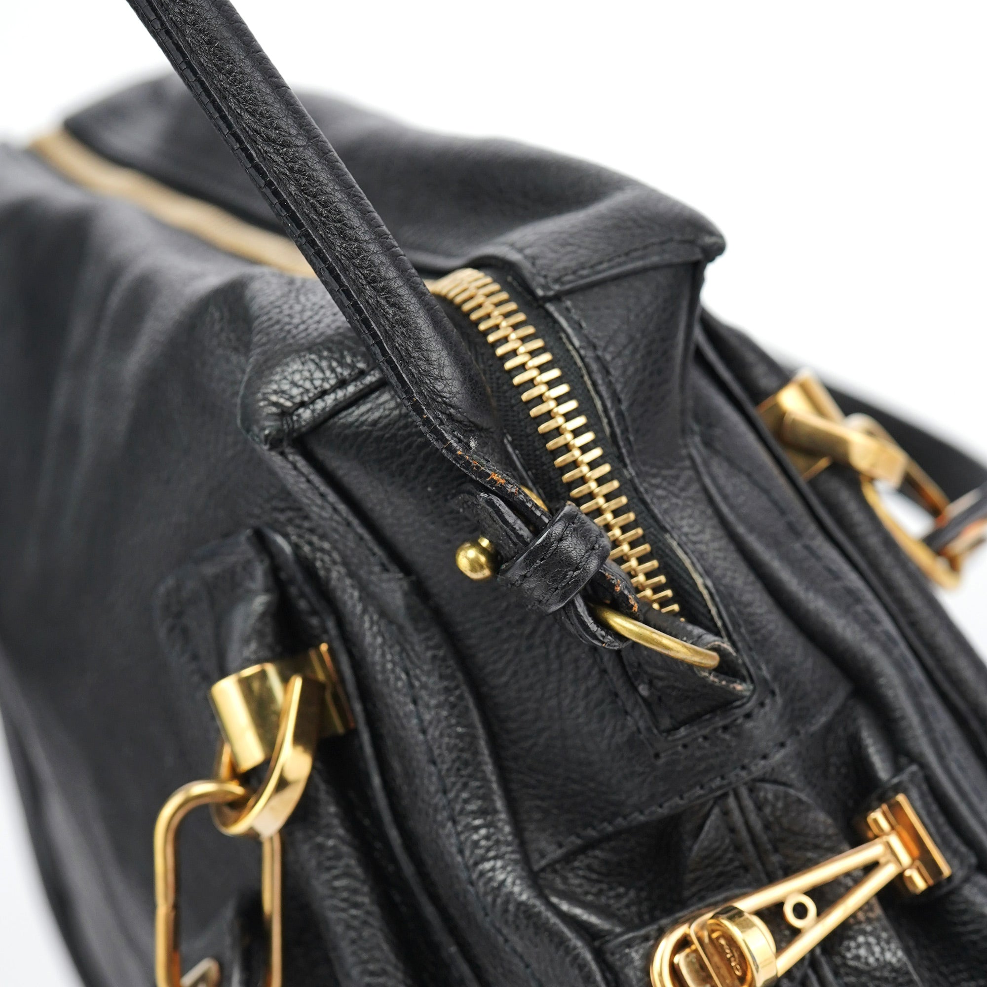 Black Leather Paraty 2-Way Shoulder Bag