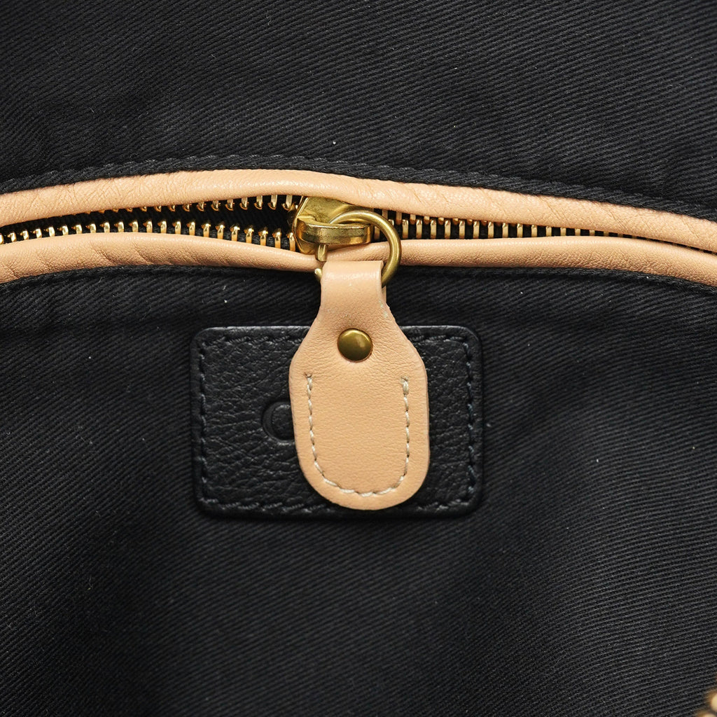 Black Leather Paraty 2-Way Shoulder Bag