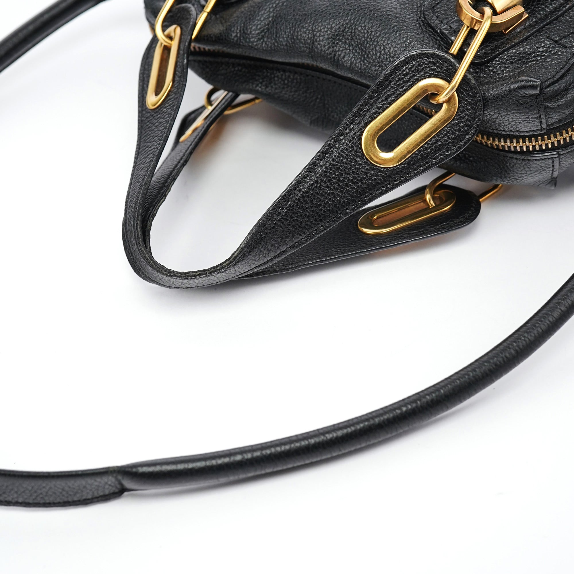 Black Leather Paraty 2-Way Shoulder Bag