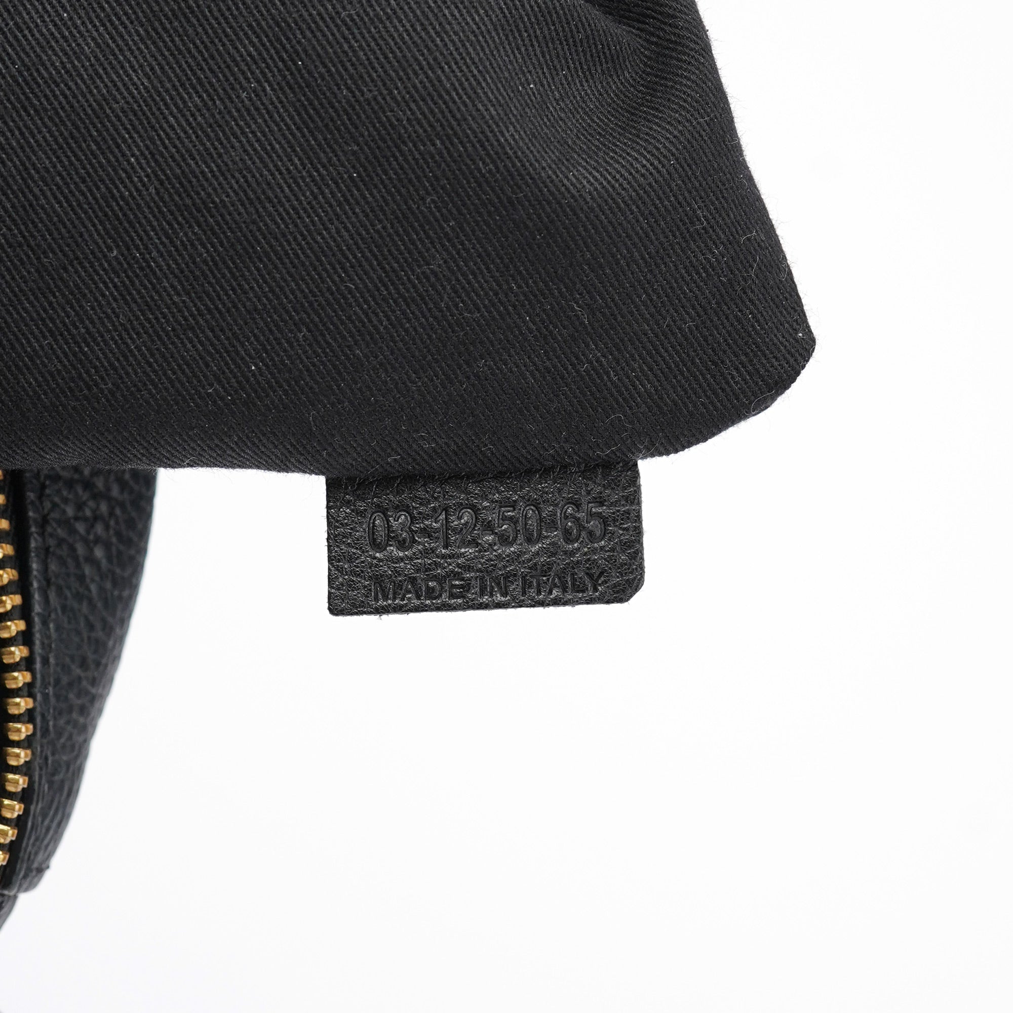 Black Leather Paraty 2-Way Shoulder Bag