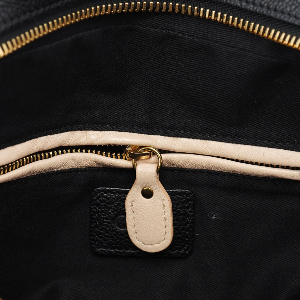 Black Leather Paraty 2-Way Shoulder Bag