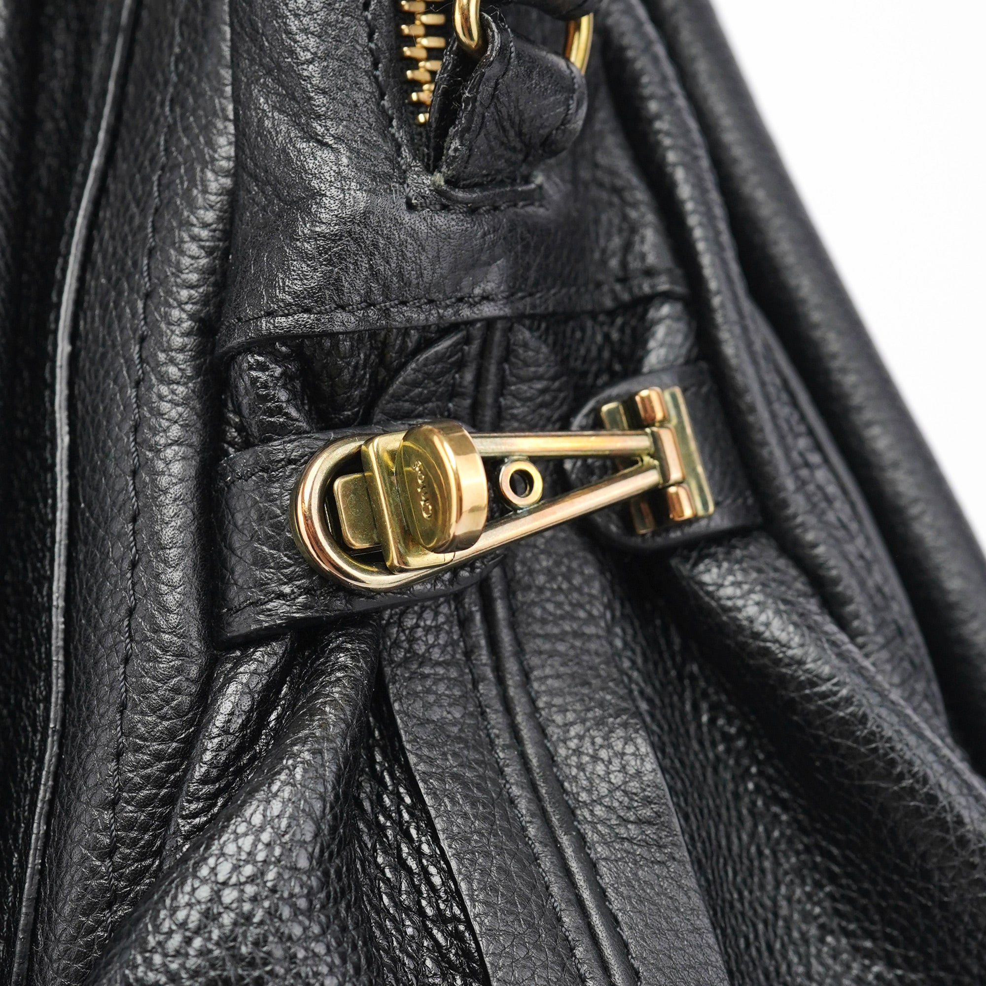 Black Leather Paraty 2-Way Shoulder Bag