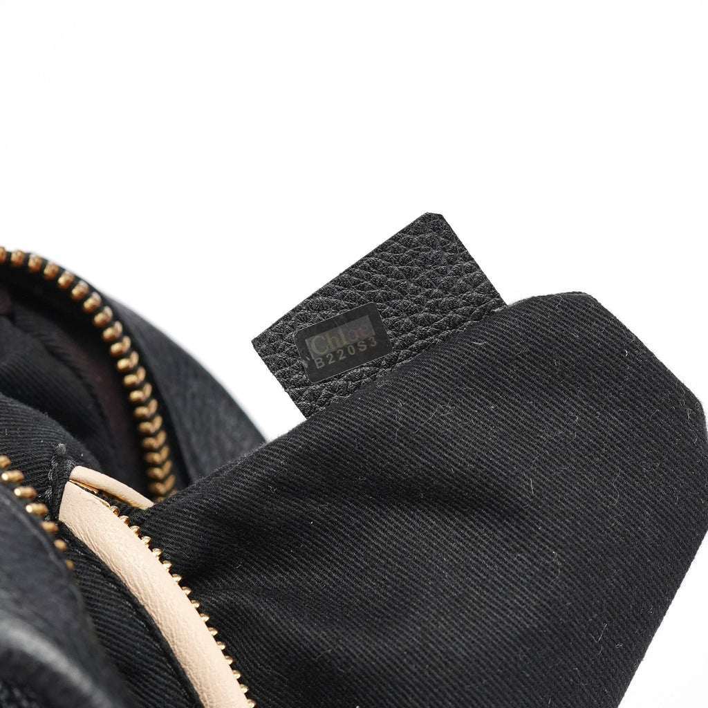 Black Leather Paraty 2-Way Shoulder Bag