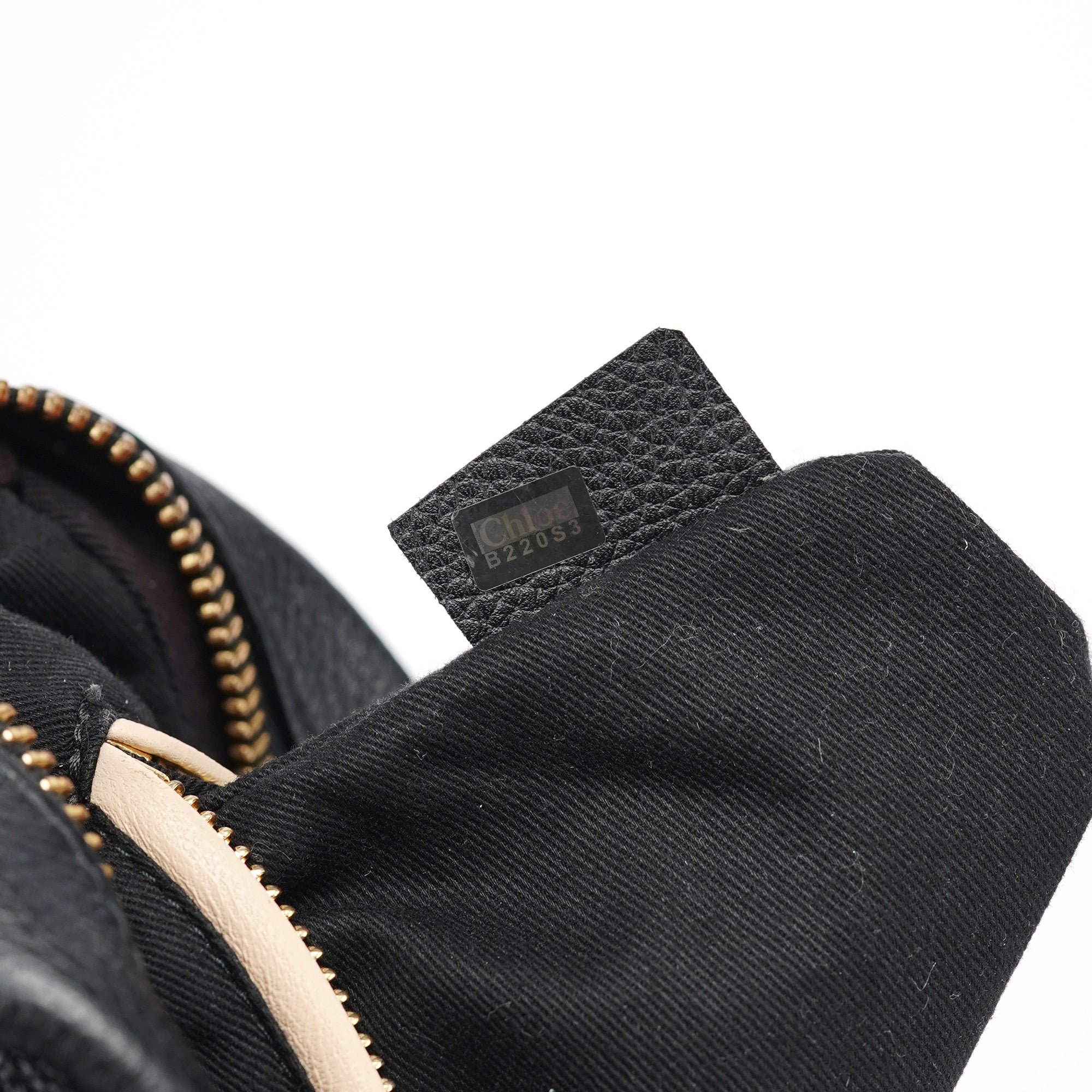 Black Leather Paraty 2-Way Shoulder Bag
