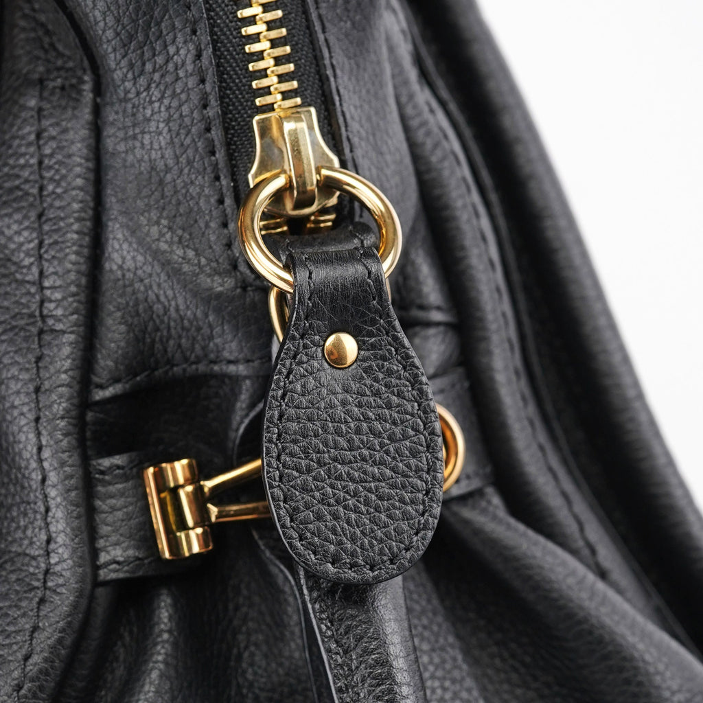Black Leather Paraty 2-Way Shoulder Bag
