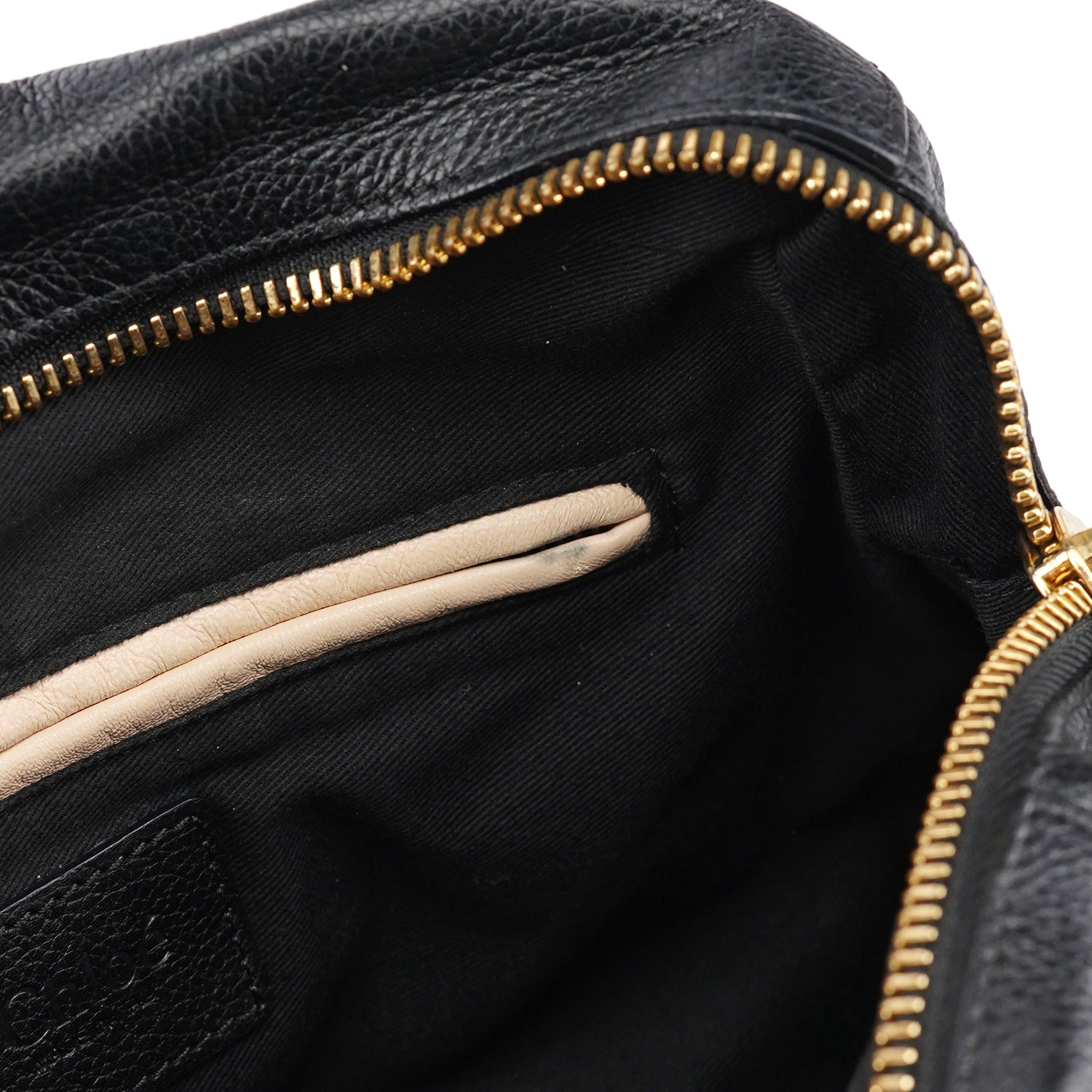 Black Leather Paraty 2-Way Shoulder Bag