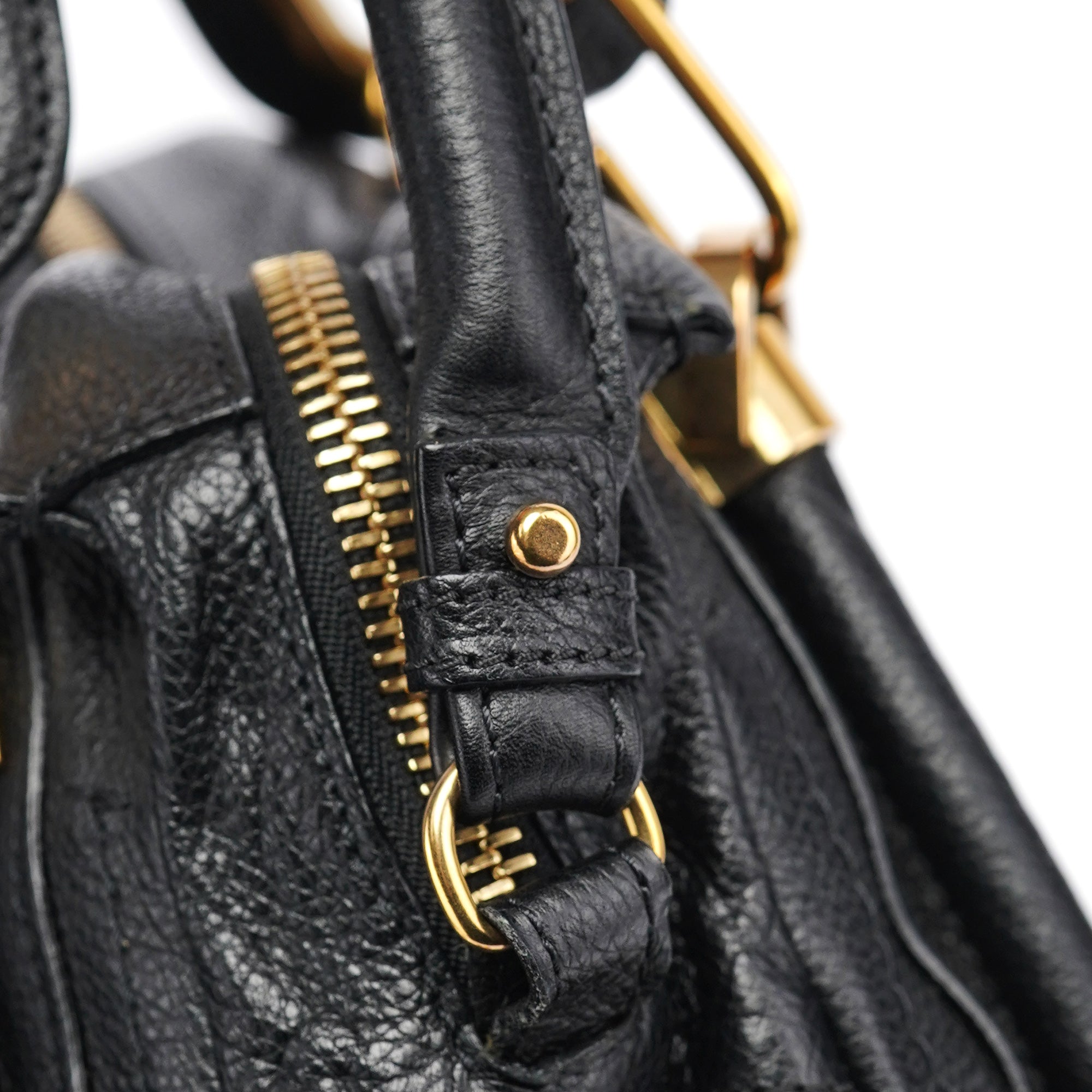 Black Leather Paraty 2-Way Shoulder Bag