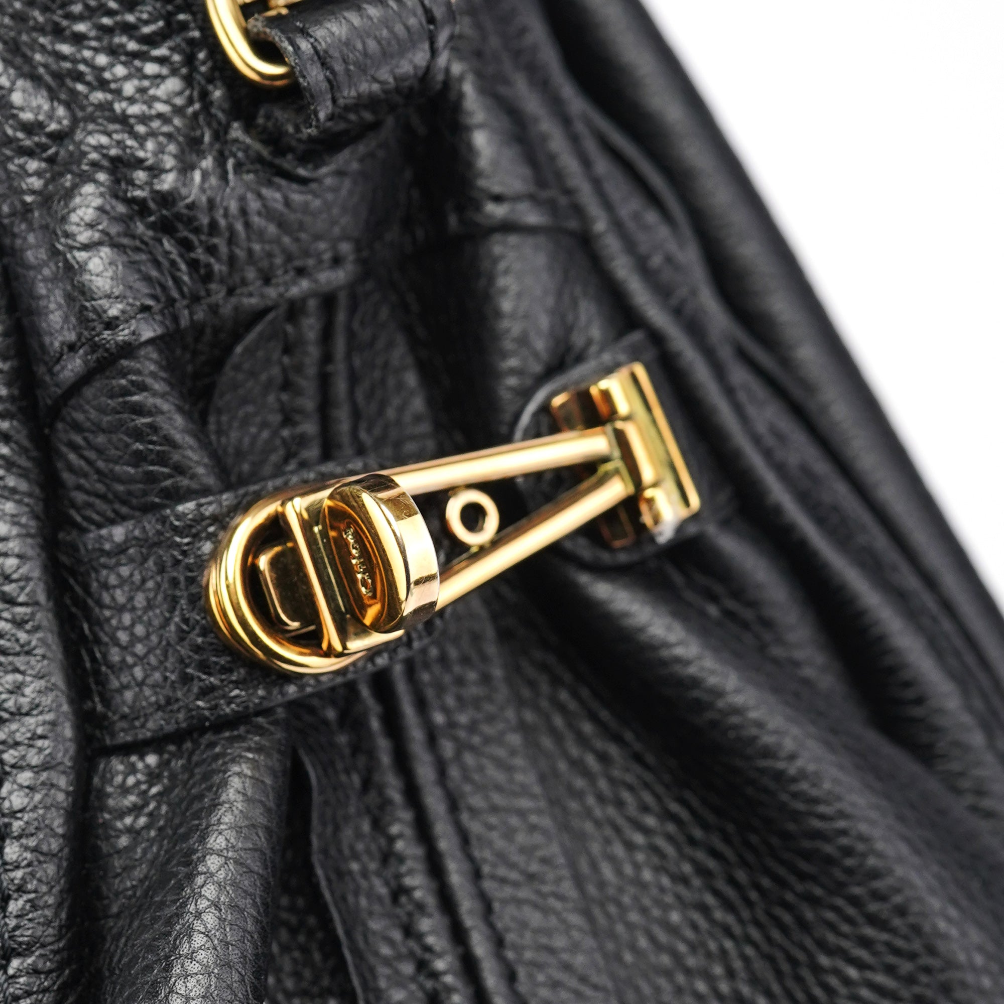 Black Leather Paraty 2-Way Shoulder Bag