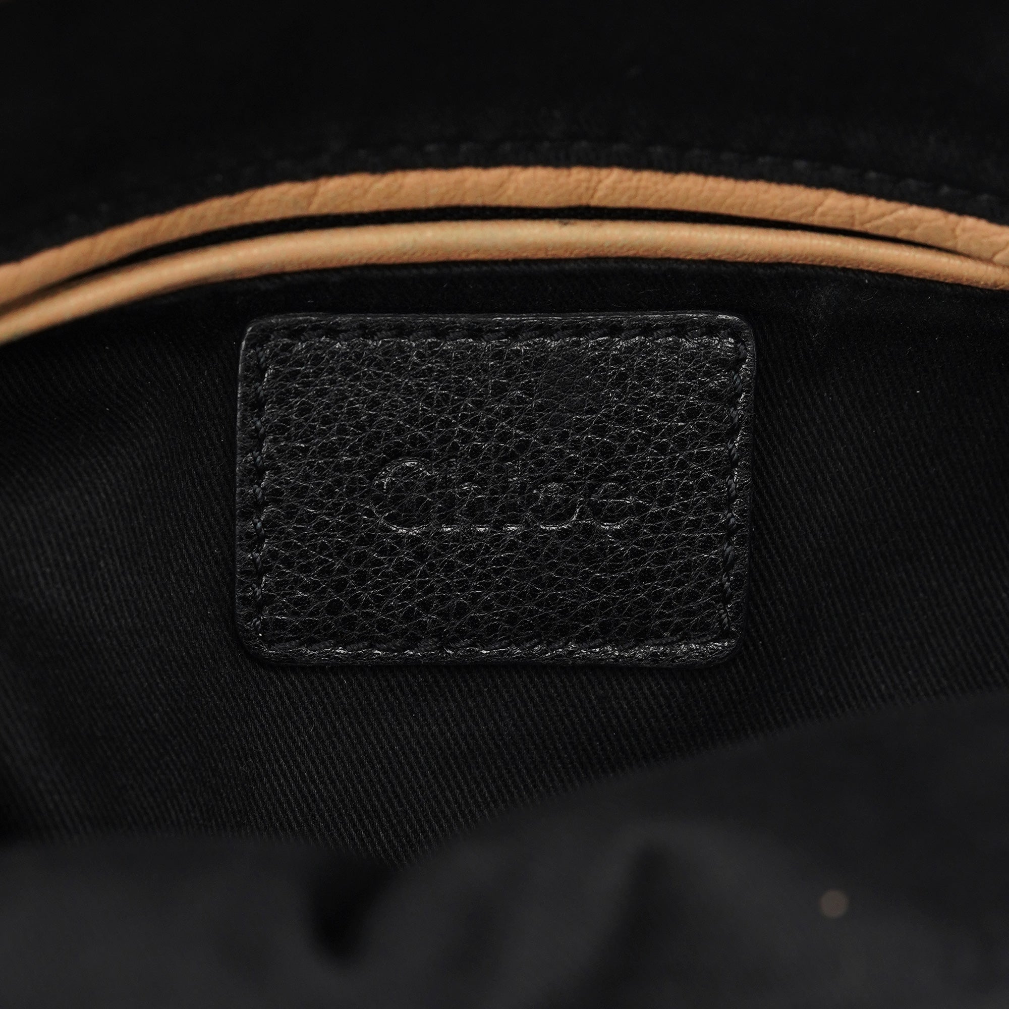 Black Leather Paraty 2-Way Shoulder Bag