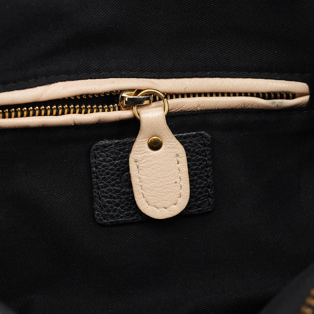 Black Leather Paraty 2-Way Shoulder Bag