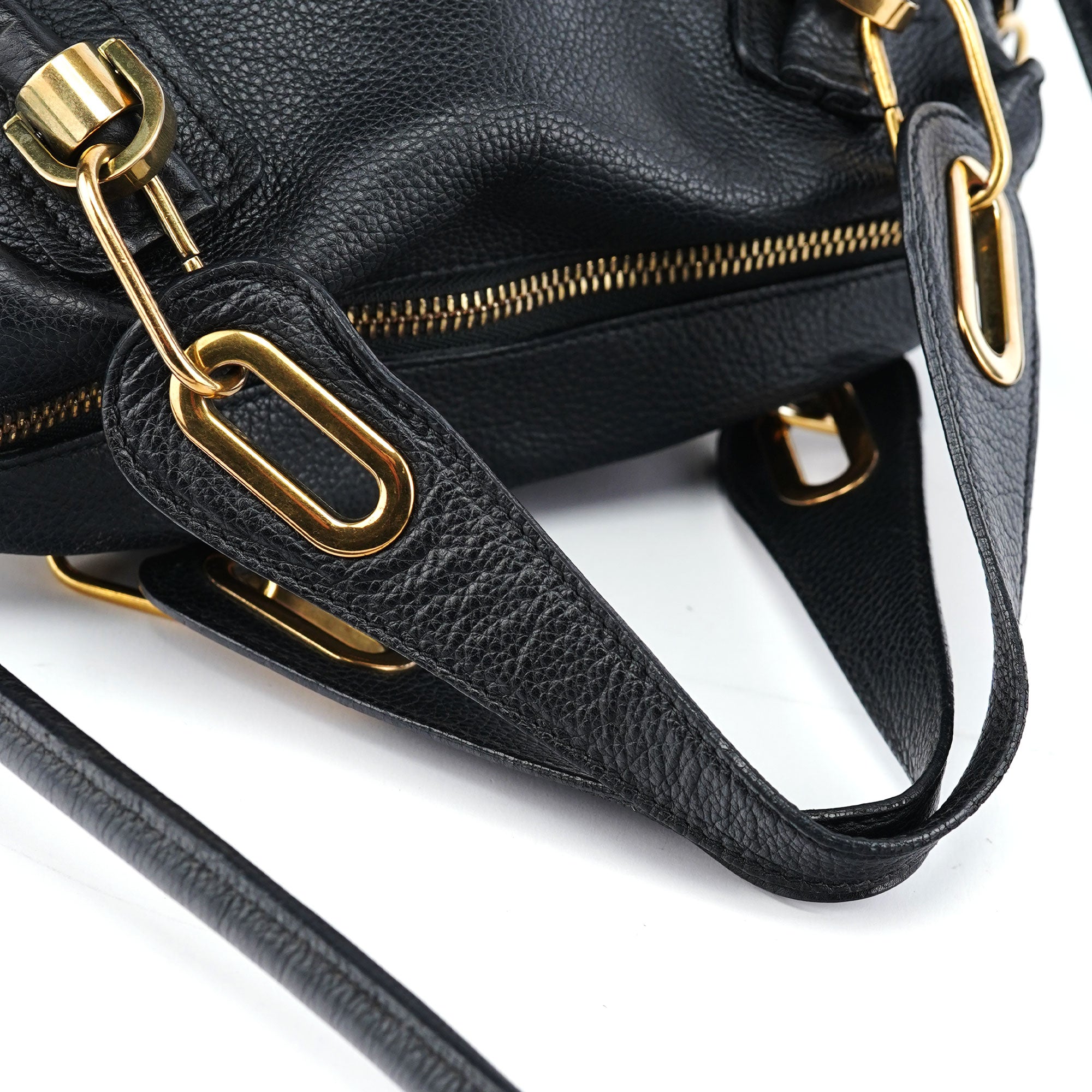 Black Leather Paraty 2-Way Shoulder Bag