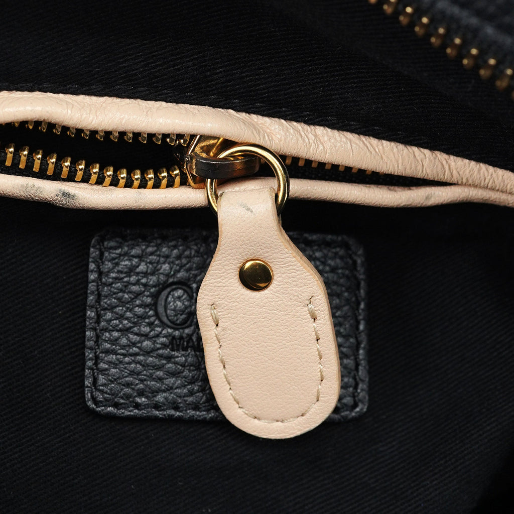 Black Leather Paraty 2-Way Shoulder Bag