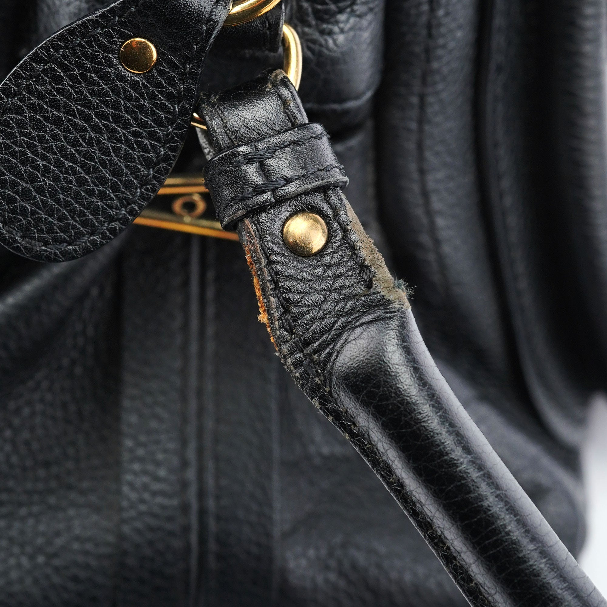 Black Leather Paraty 2-Way Shoulder Bag