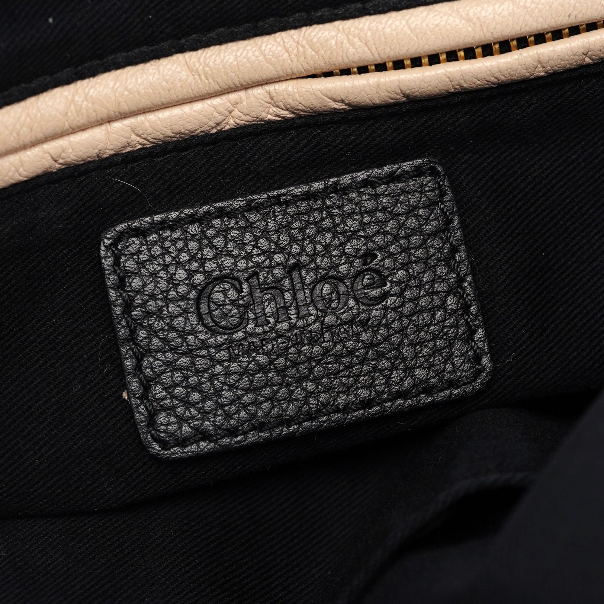 Black Leather Paraty 2-Way Shoulder Bag