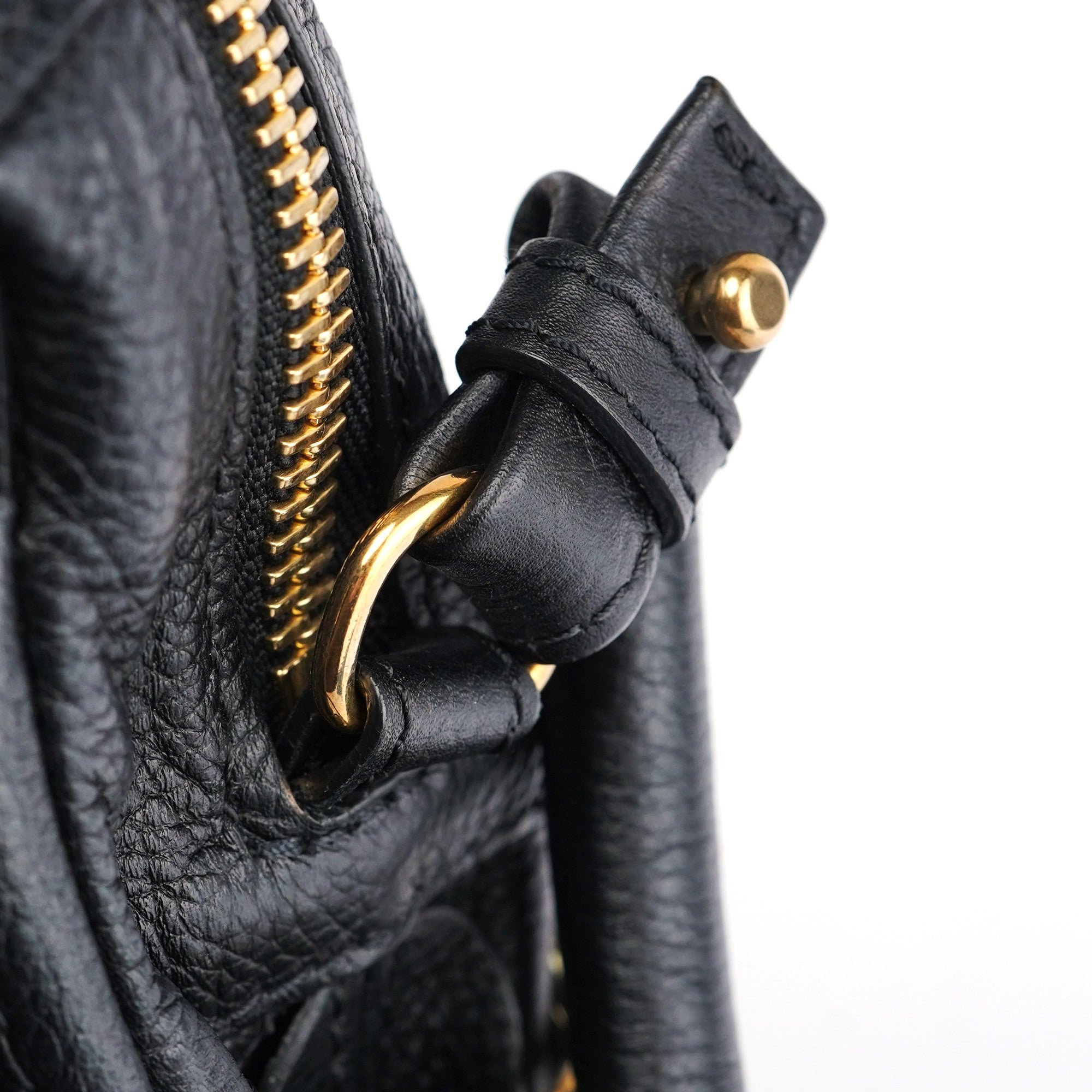 Black Leather Paraty 2-Way Shoulder Bag