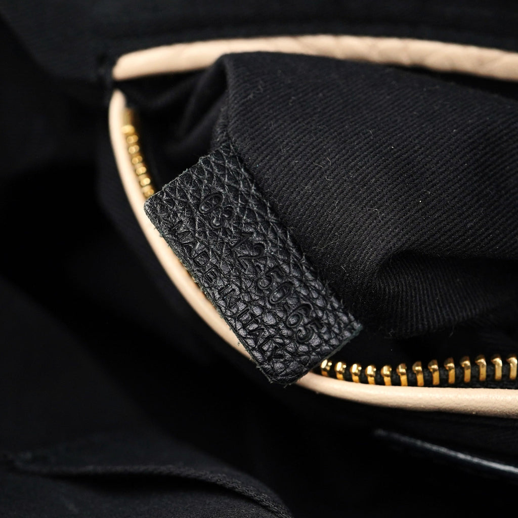 Black Leather Paraty 2-Way Shoulder Bag