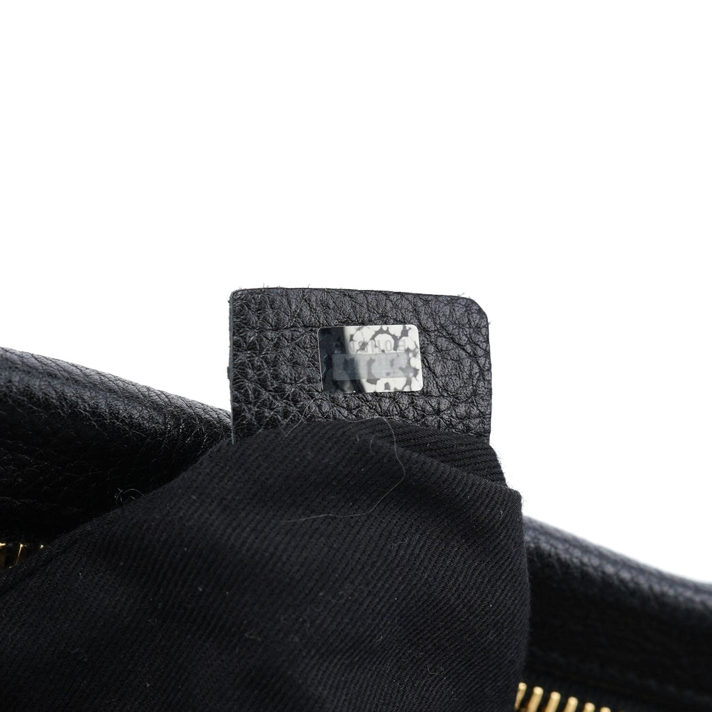 Black Leather Paraty 2-Way Shoulder Bag