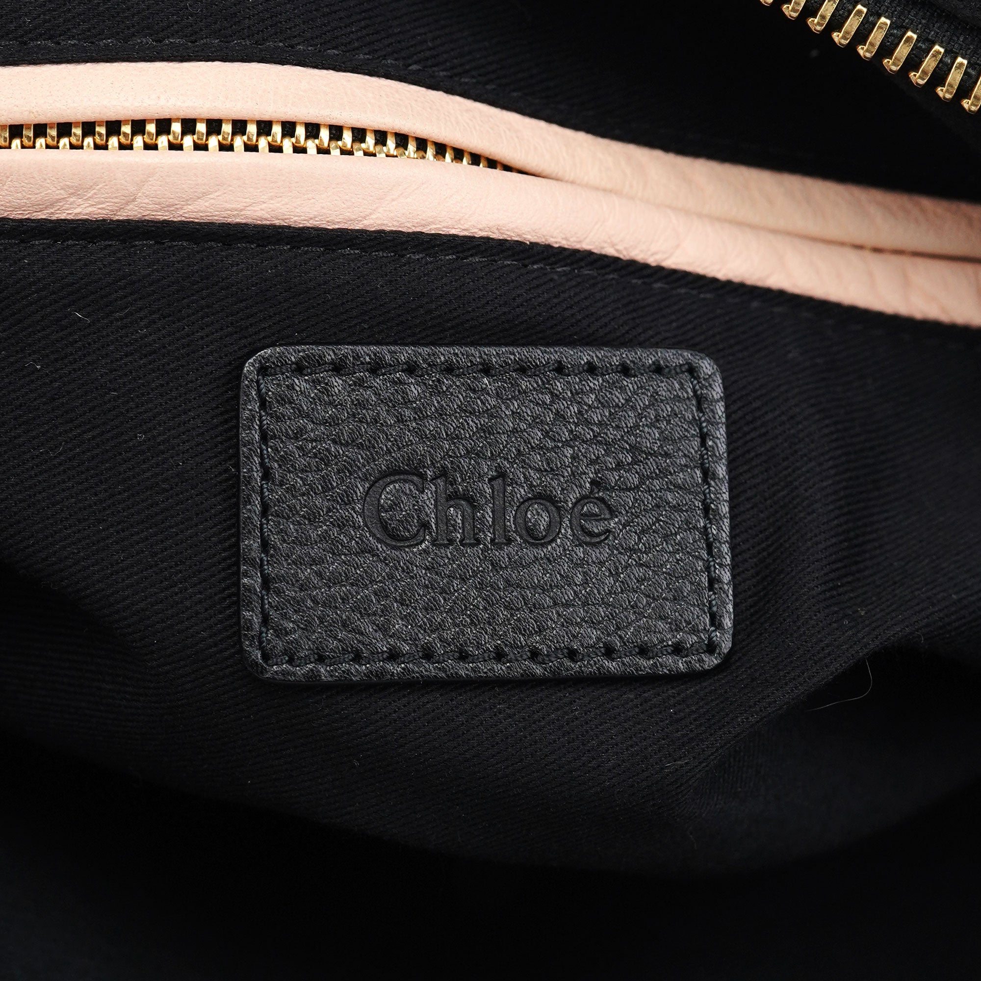 Black Leather Paraty 2-Way Shoulder Bag