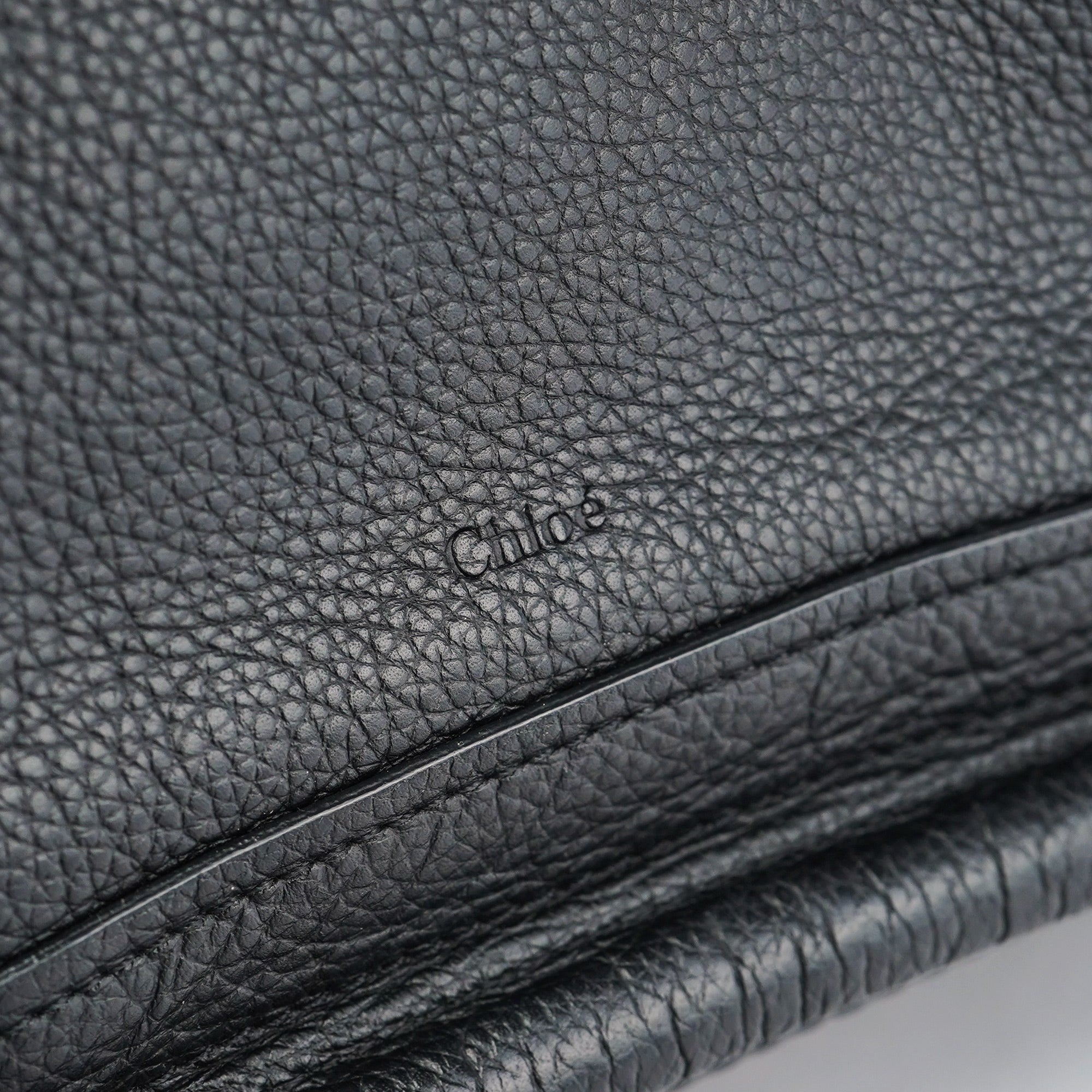 Black Leather Paraty 2-Way Shoulder Bag