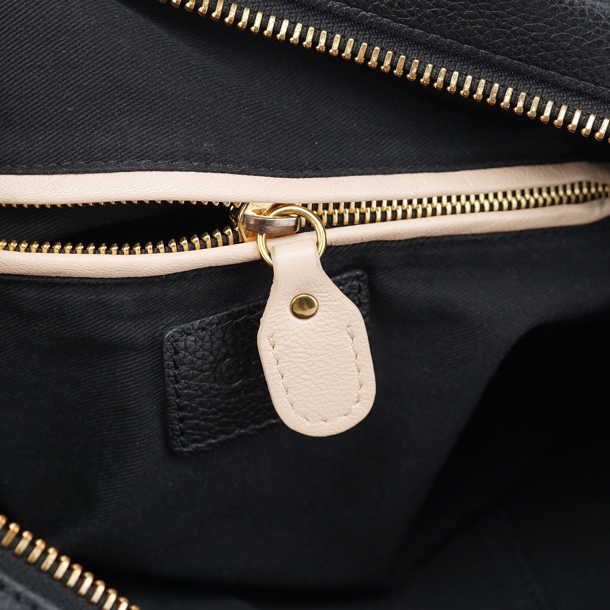 Black Leather Paraty Handbag