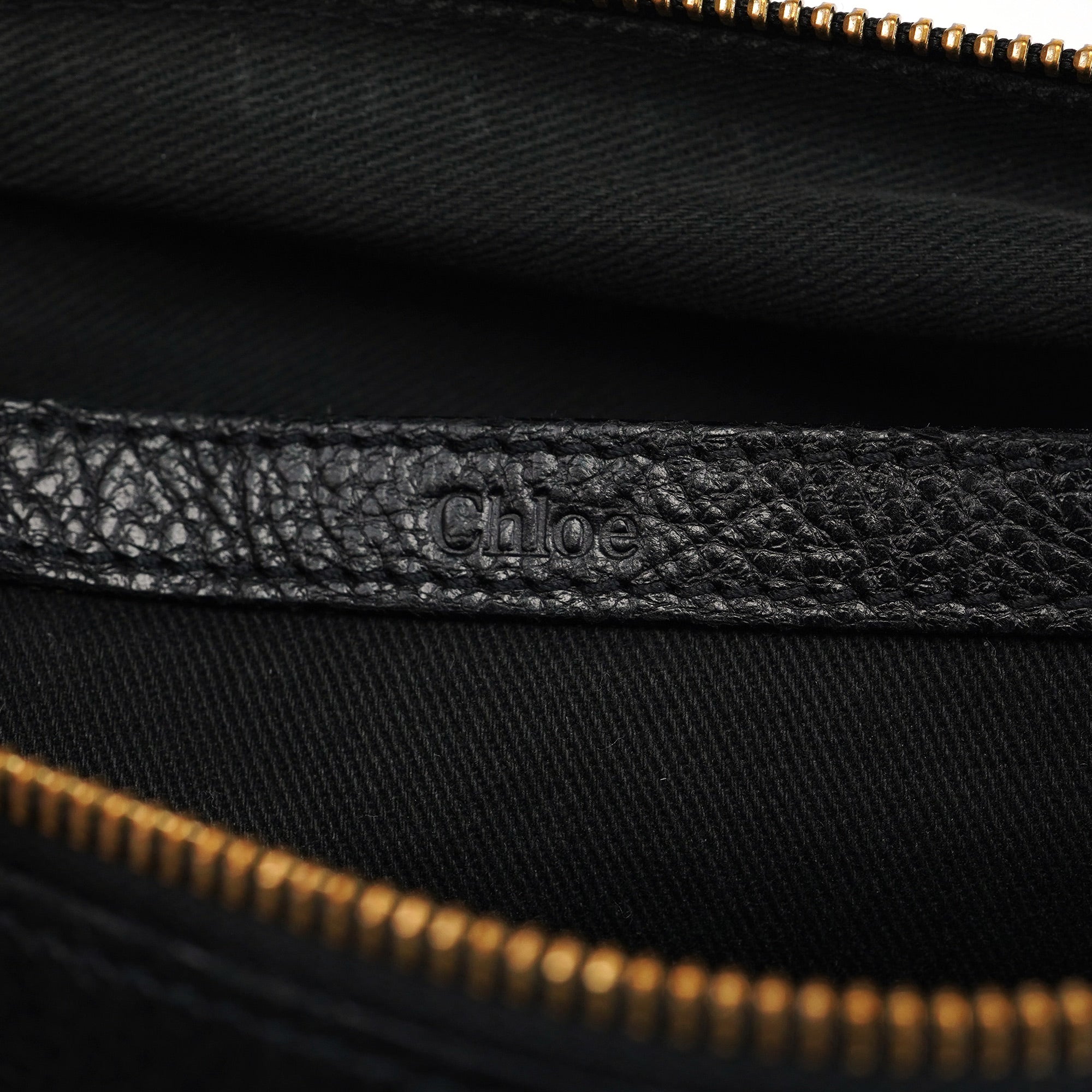 Black Leather Paraty Shoulder Bag