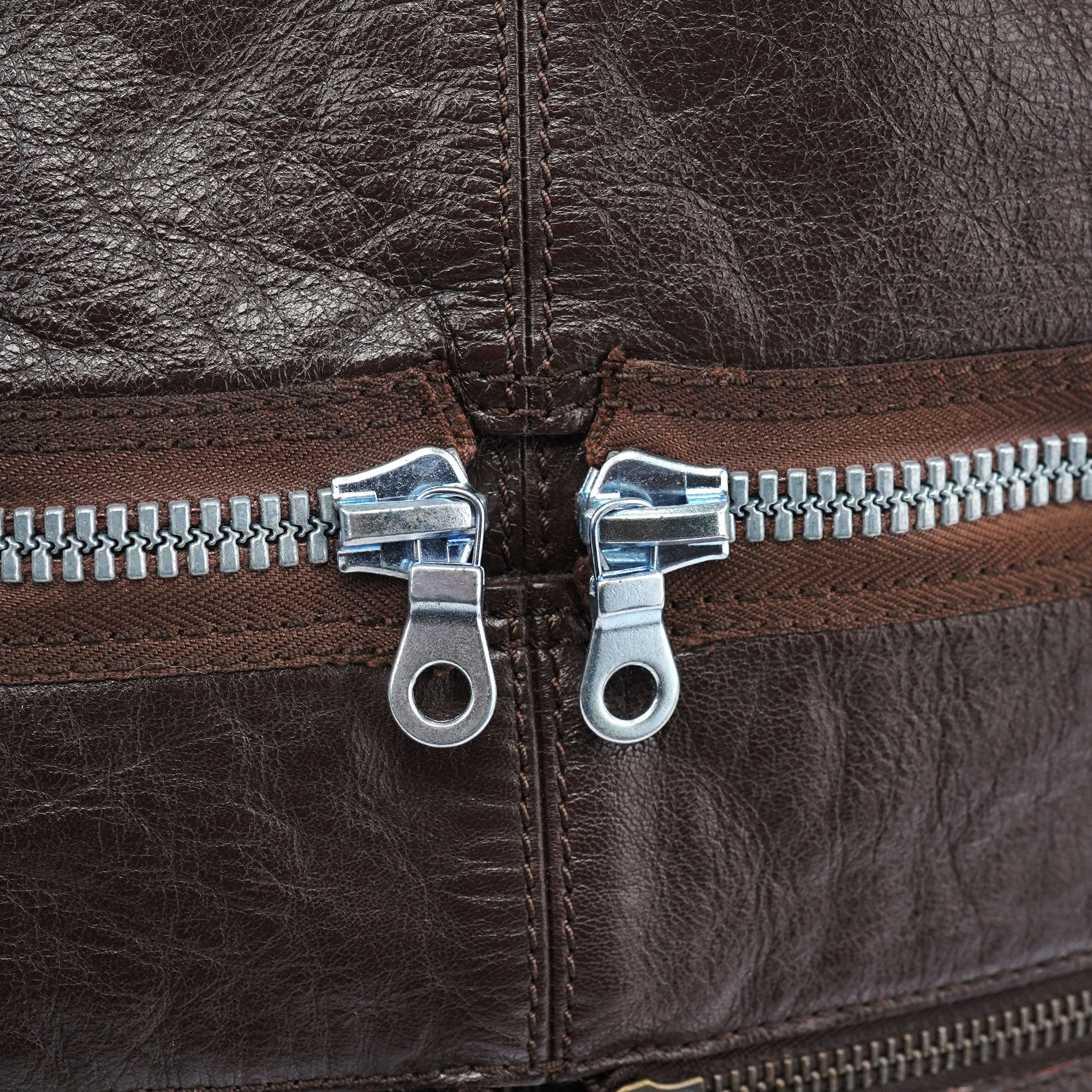 Spring 2006 Brown Leather Zippered Shoulder Bag