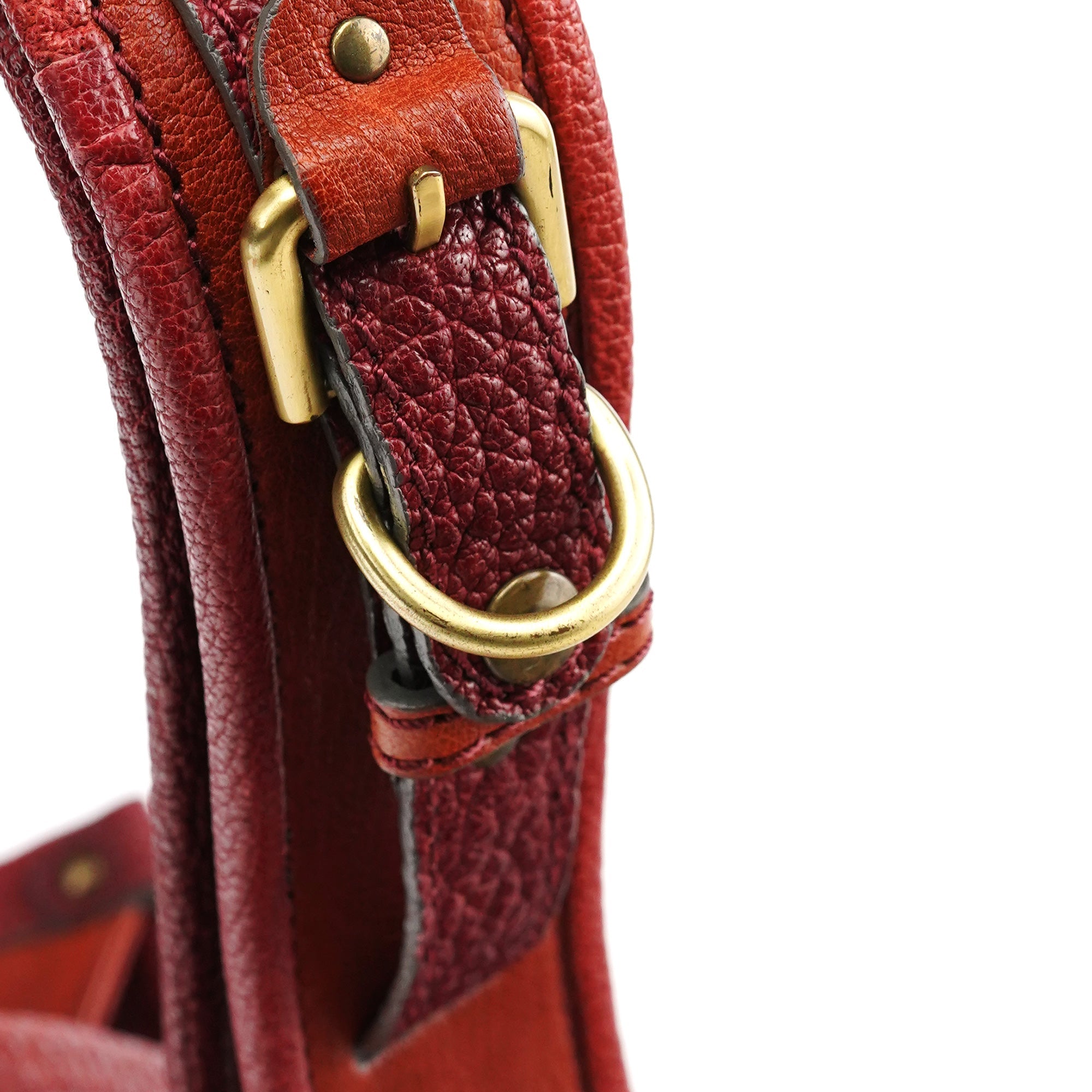 Fall 2005 Red Grained Leather Saddle Shoulder Bag