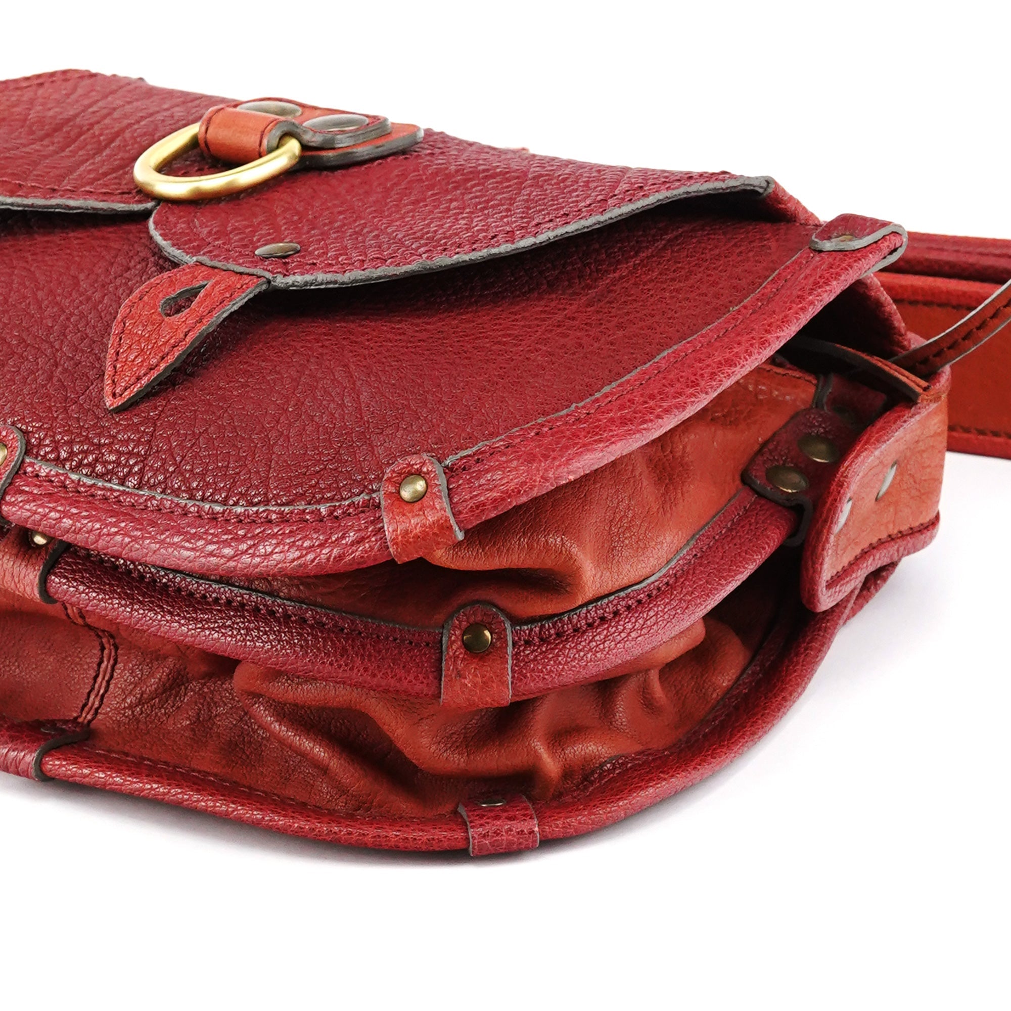 Fall 2005 Red Grained Leather Saddle Shoulder Bag