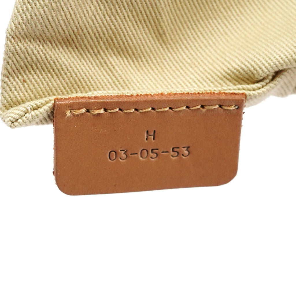 Fall 2005 Red Grained Leather Saddle Shoulder Bag