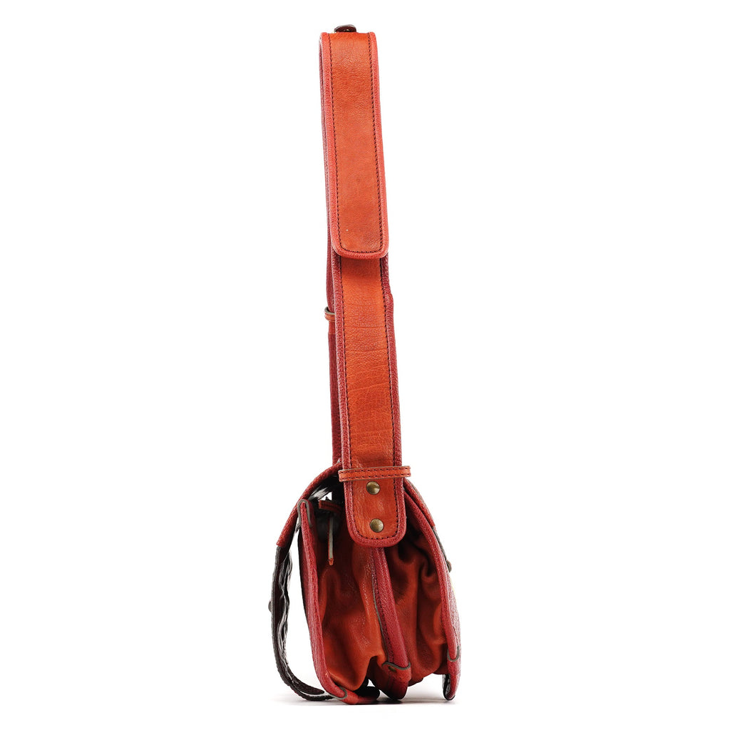 Fall 2005 Red Grained Leather Saddle Shoulder Bag