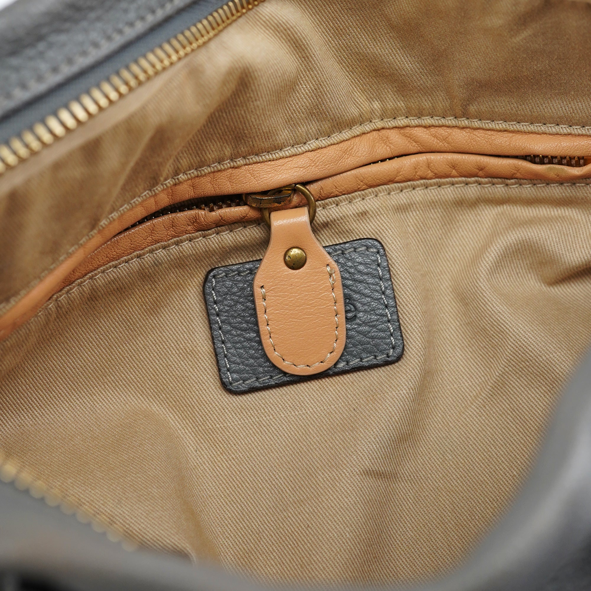 Grey Leather Paraty 2-Way Bag