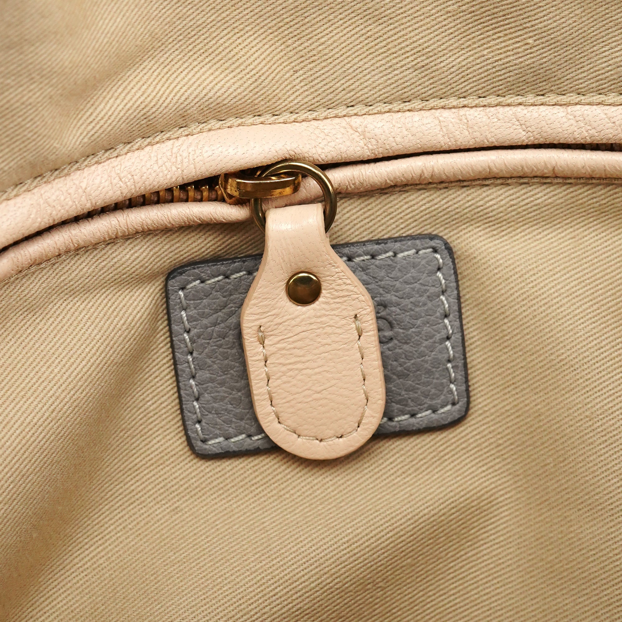 Grey Leather Paraty 2-Way Bag