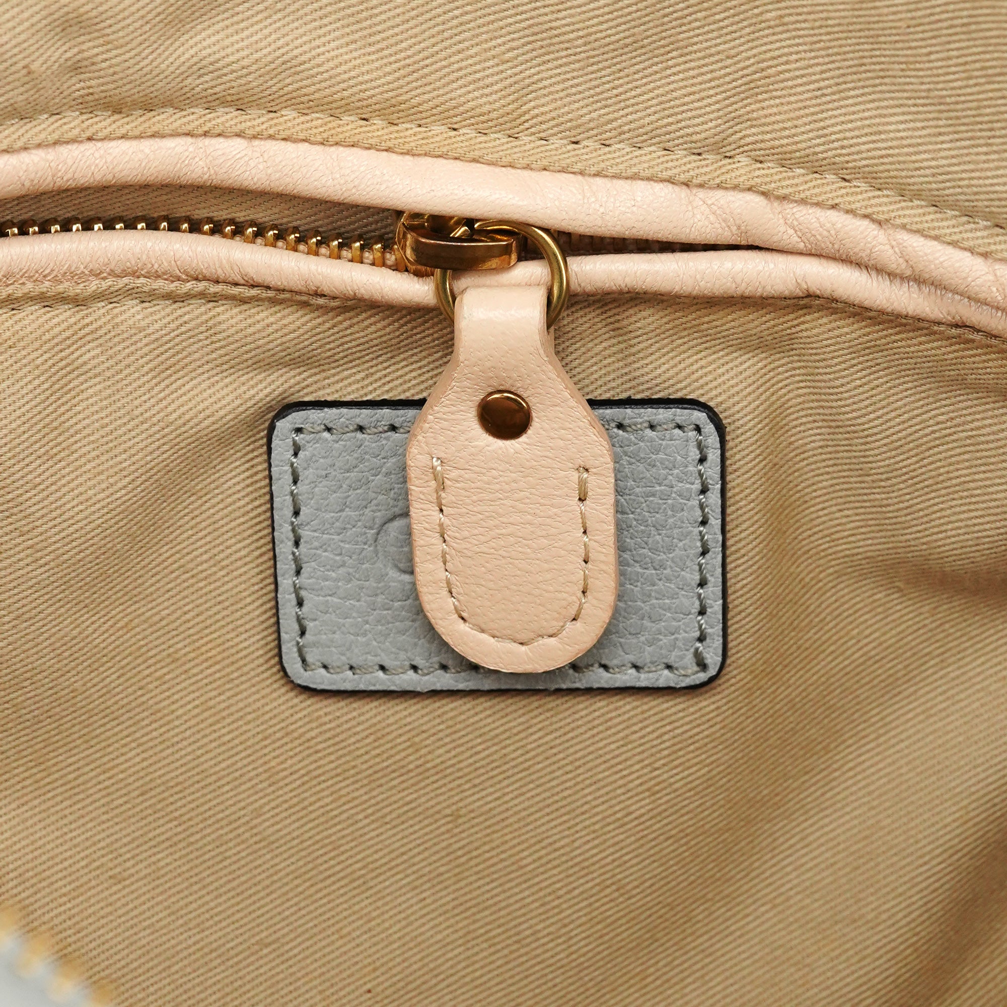 Grey Leather Paraty 2-Way Bag
