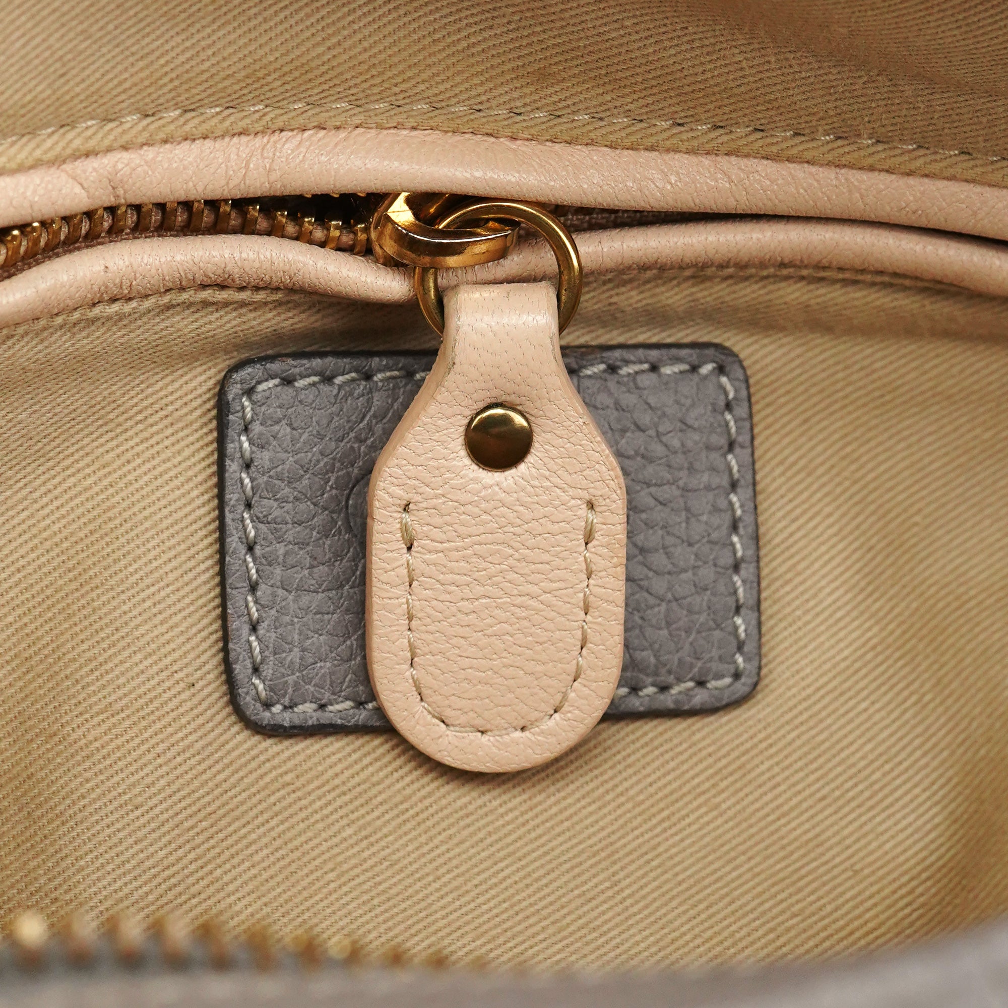 Grey Leather Paraty 2-Way Bag