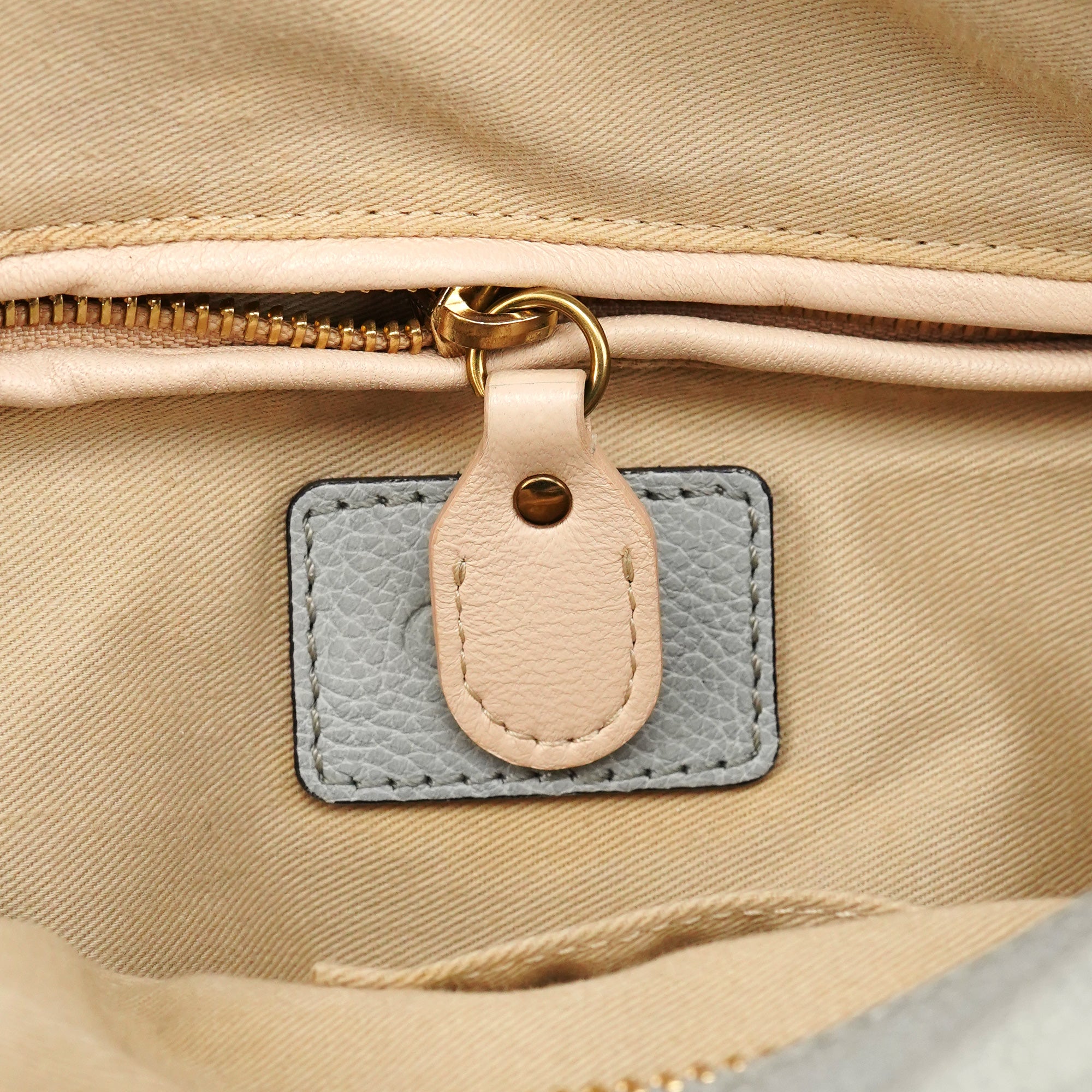 Grey Leather Paraty 2-Way Bag